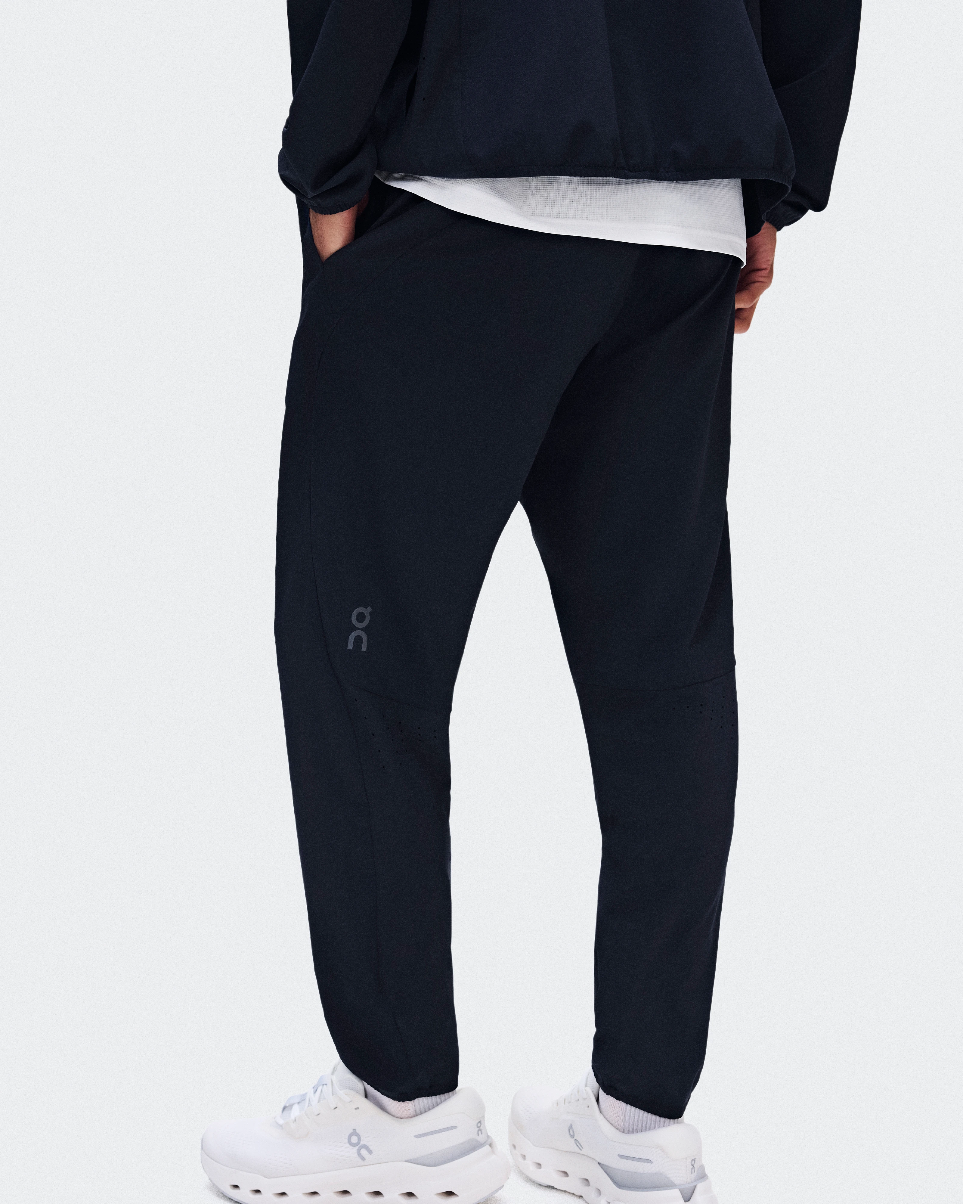 On Core Track Pants Navy メンズ パンツ