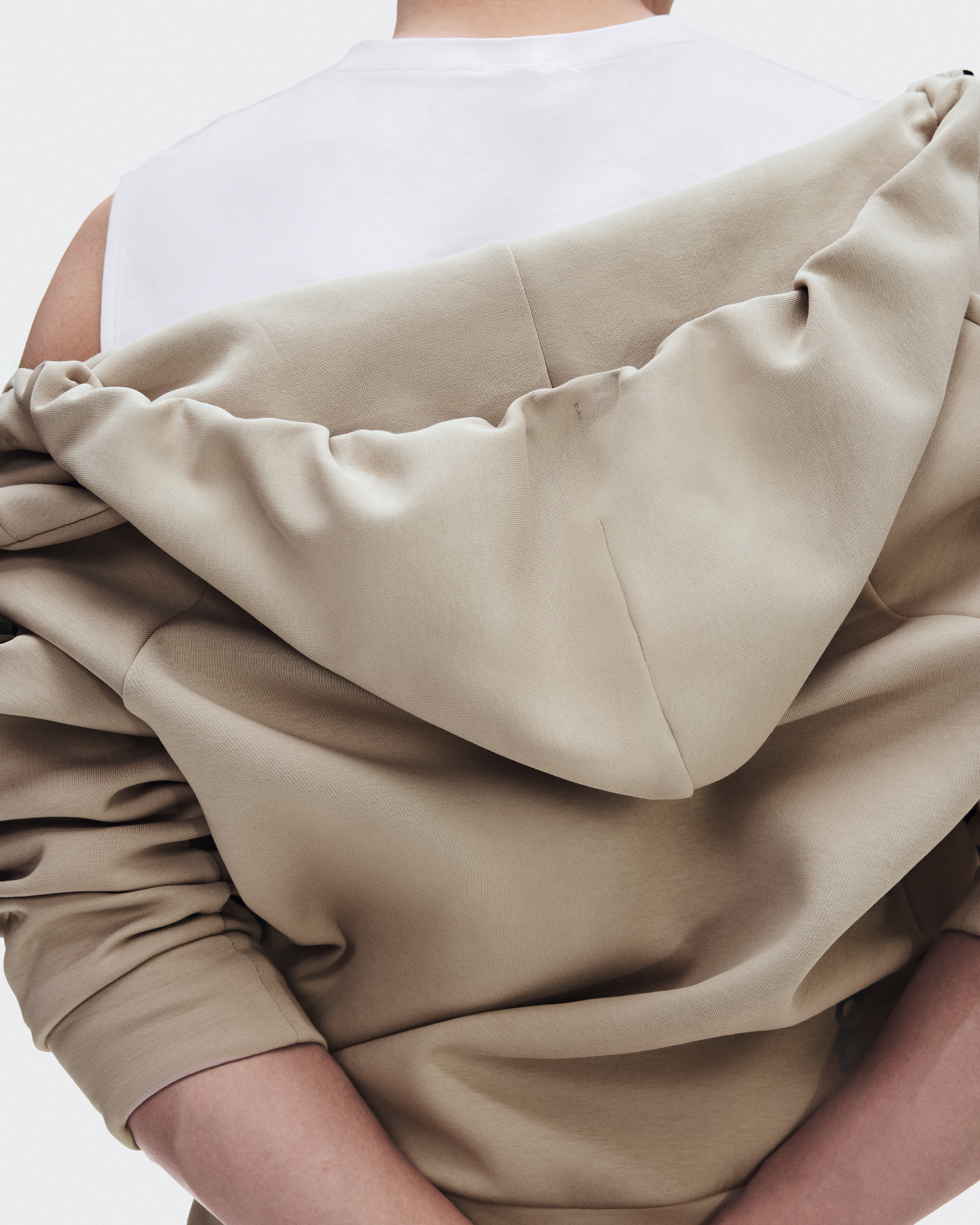 Men's Focus Tech Zip Hoodie | Desert | On Finland