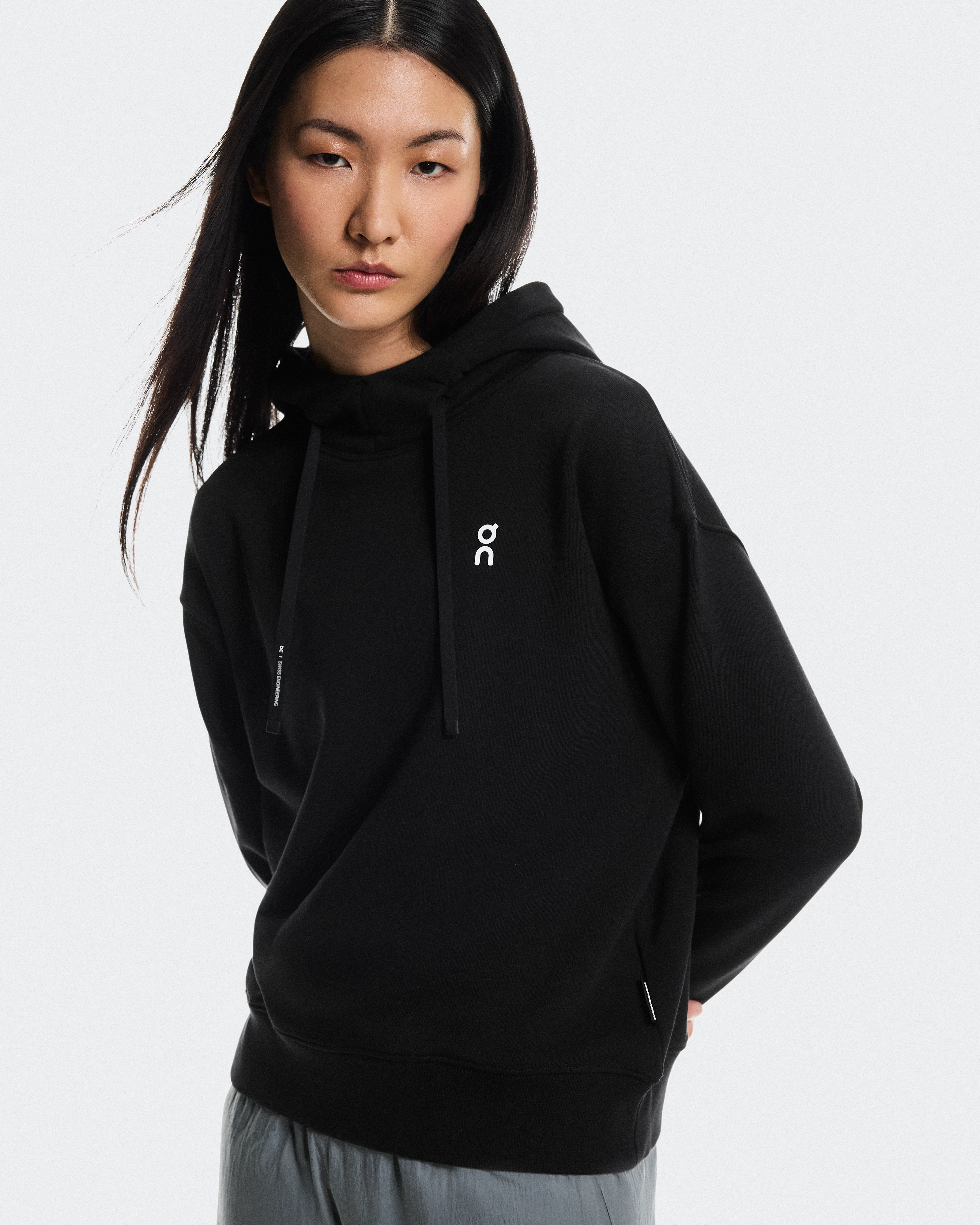 On Club Hoodie Smash Black & Orchid Women Hoodies and sweatshirts