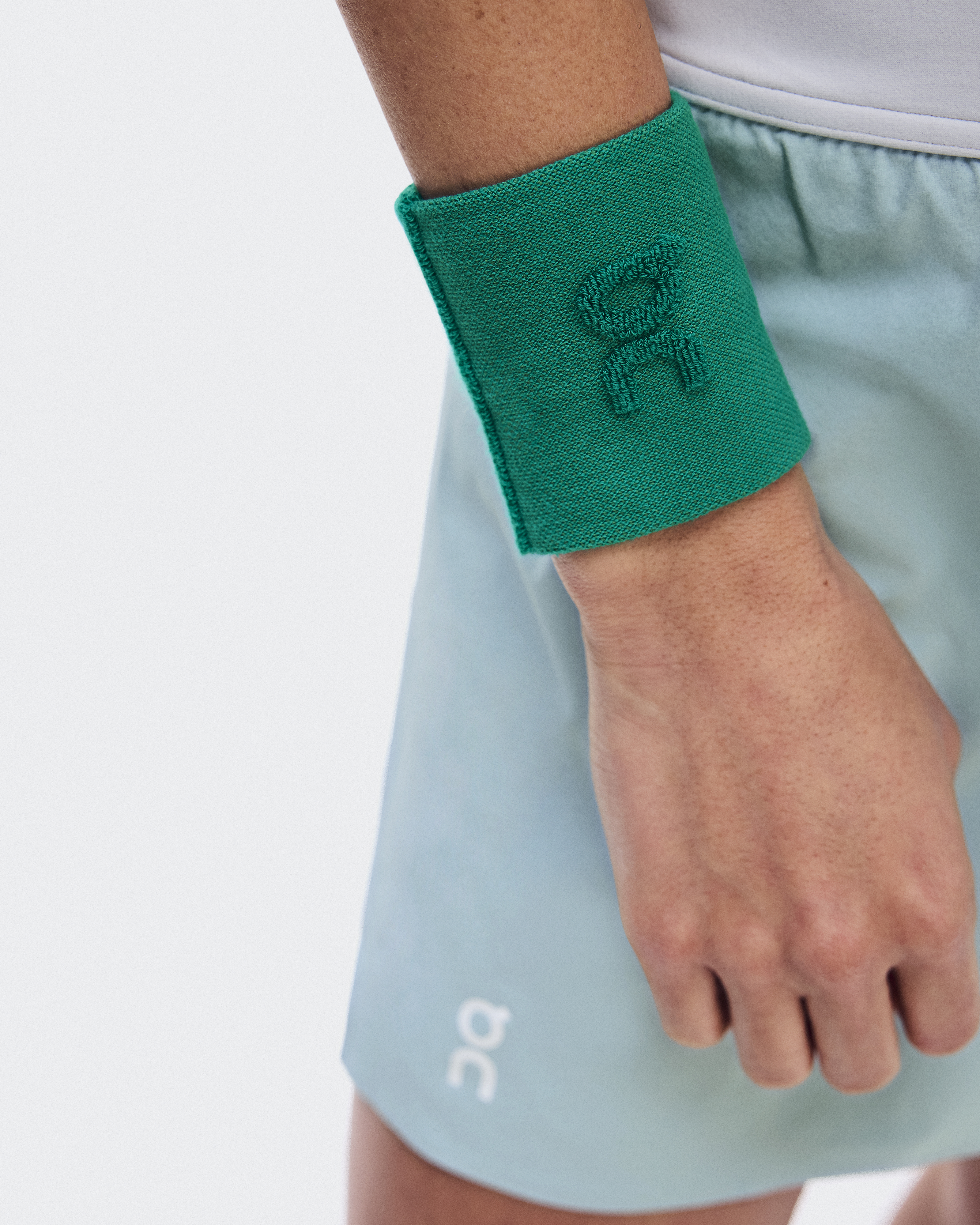 Courtside Wristband | Neem | On 日本