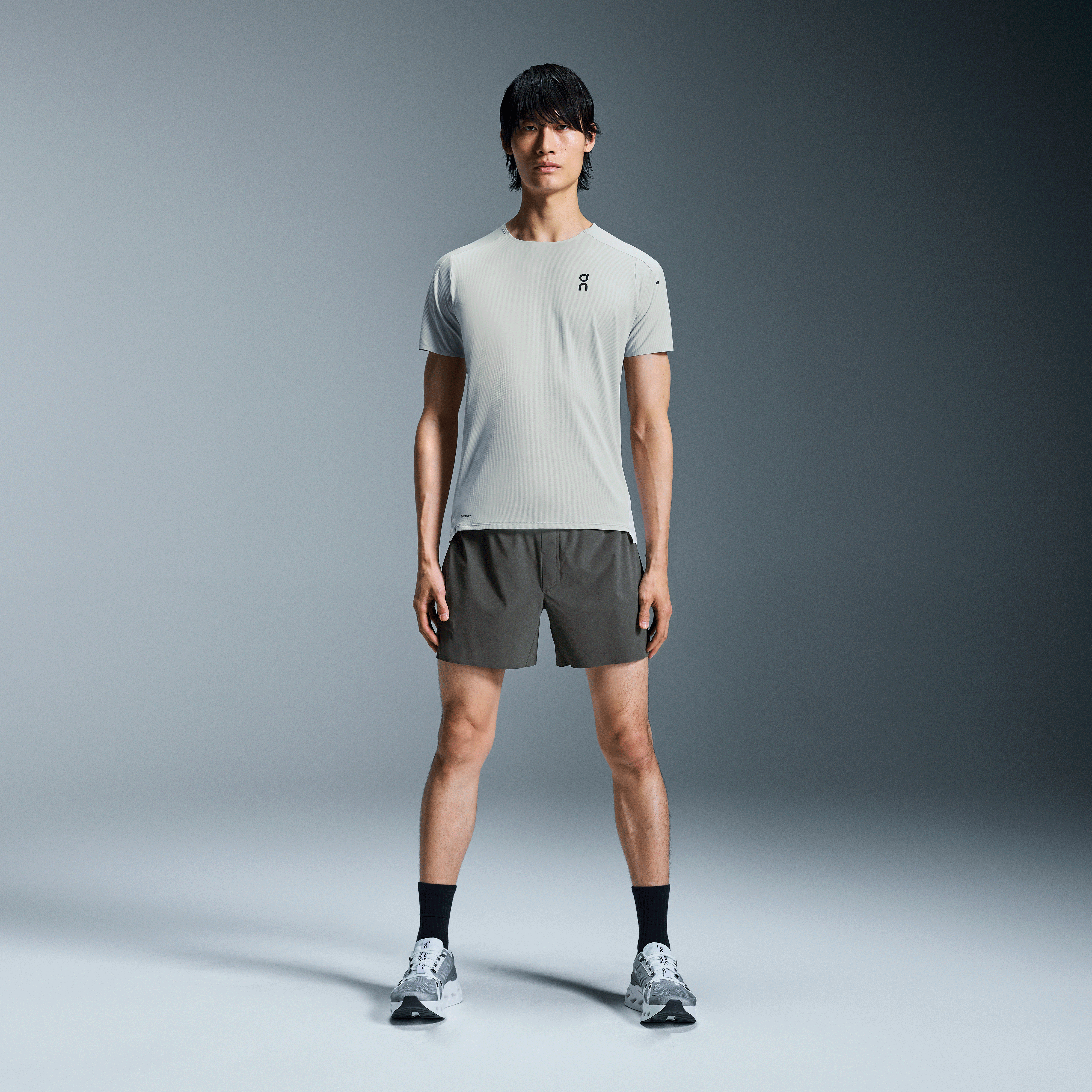 5" Lightweight Shorts in Eclipse/Black