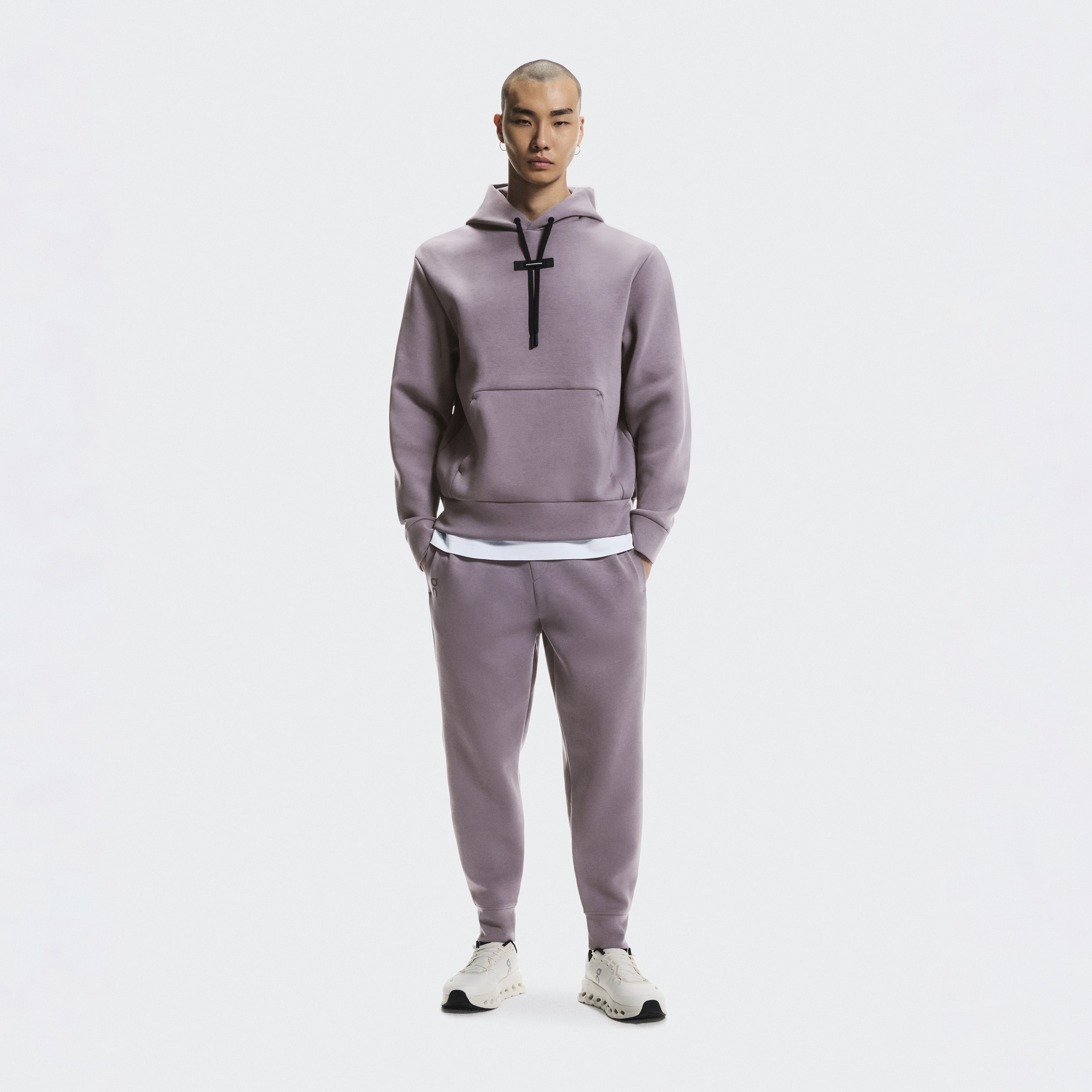 Focus Tech Sweatpants in Dewberry