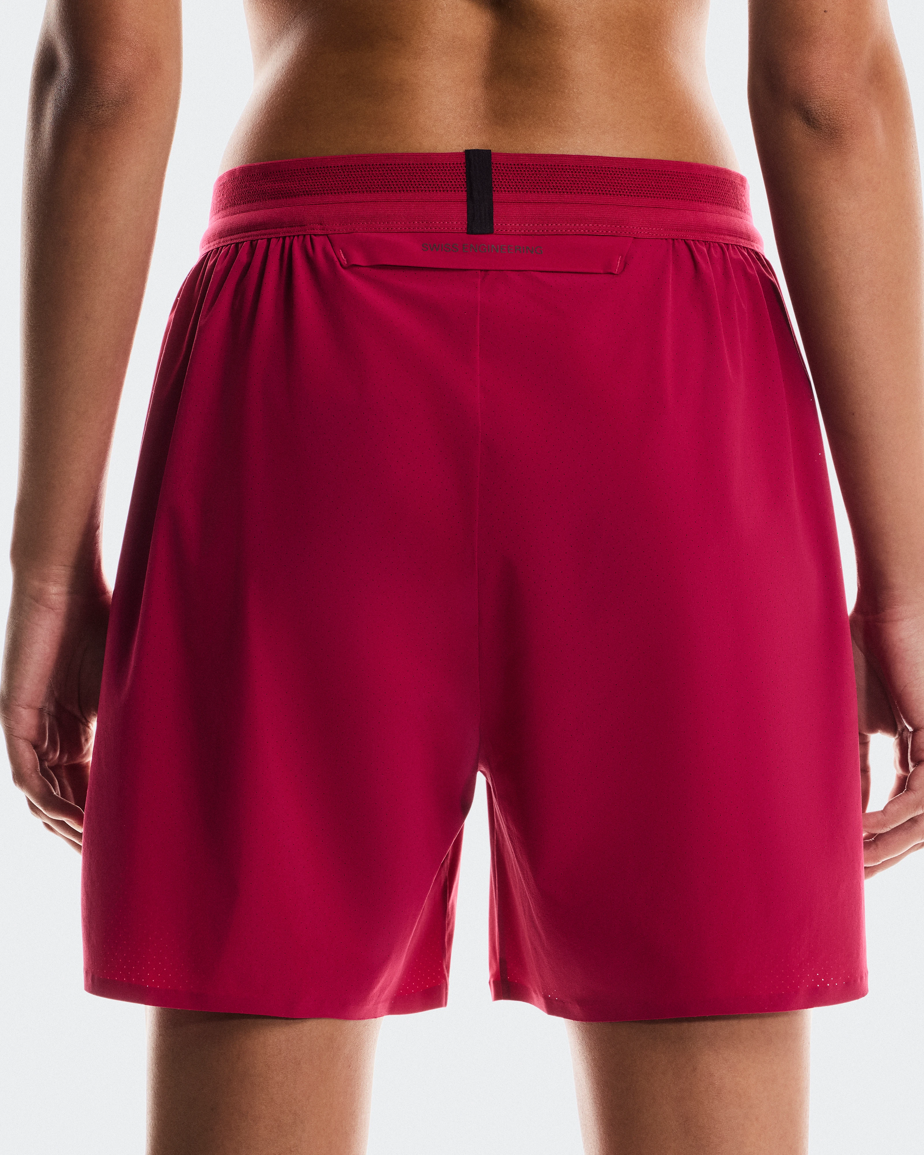 On 5" Performance Shorts Grenadine Women Shorts