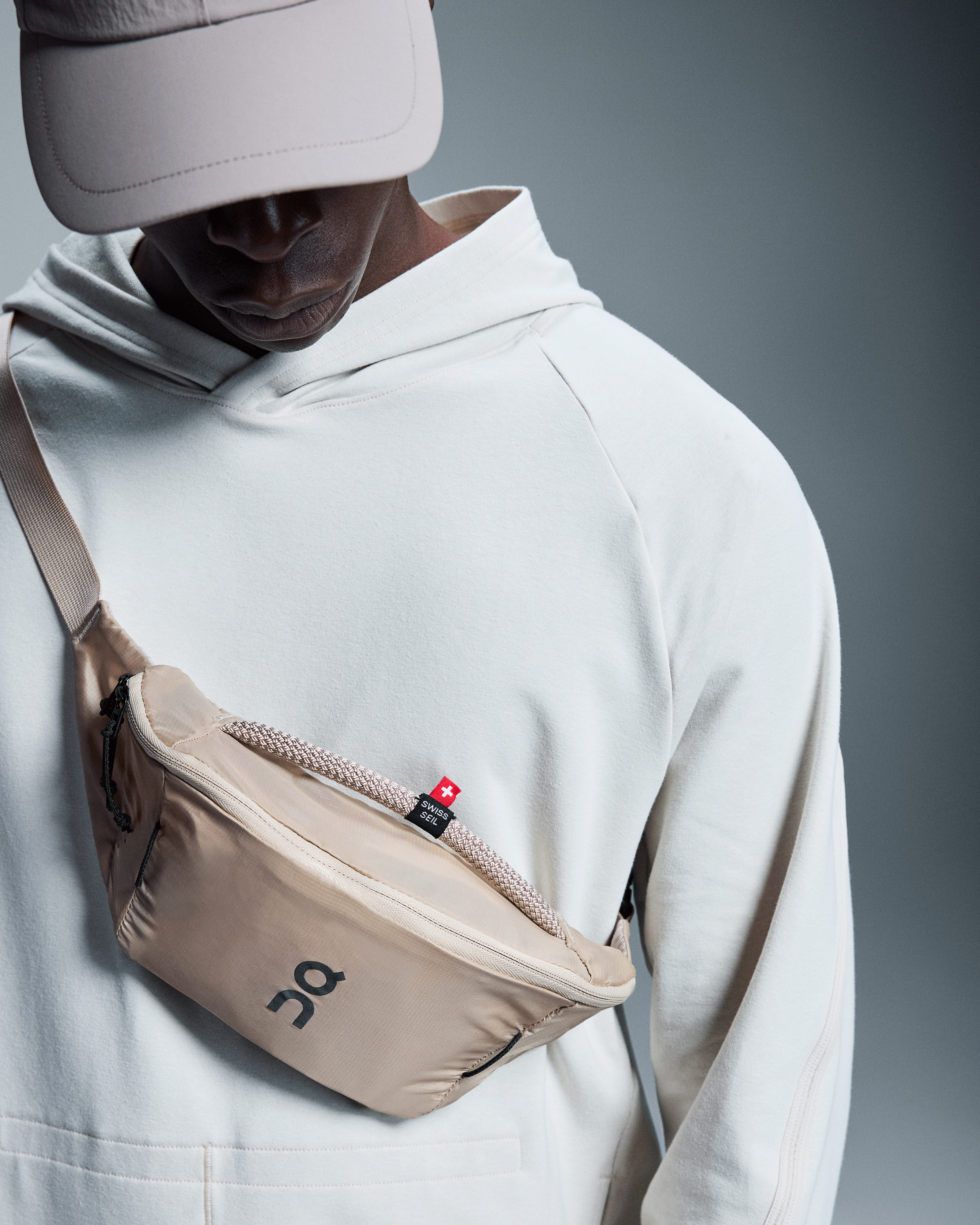 On Waist Pack 2L Lite Bag Oncloud Waist Pack 2L Lite New Unisex Pack Essentials Basic