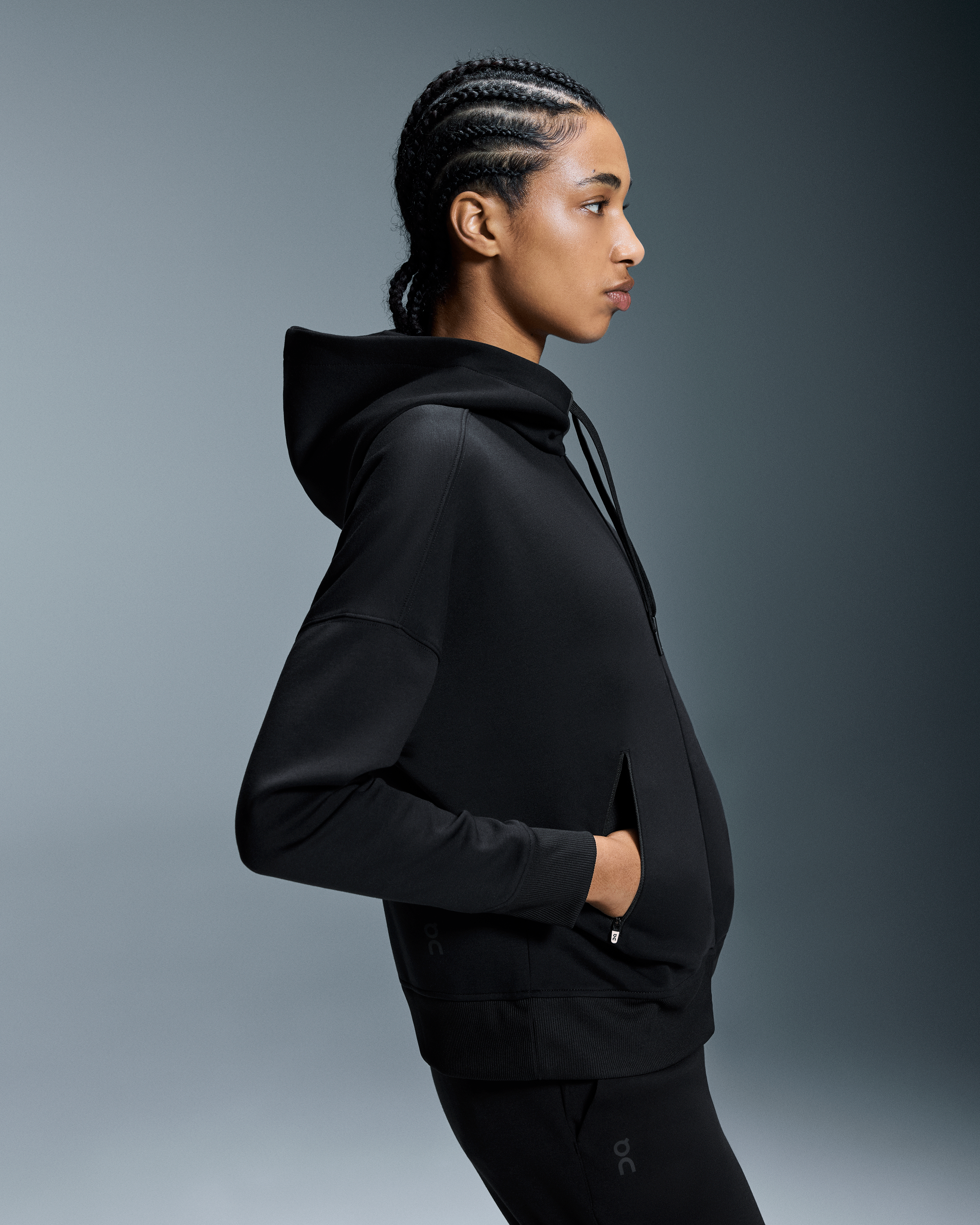 Zipped HoodieWomen / Black / L