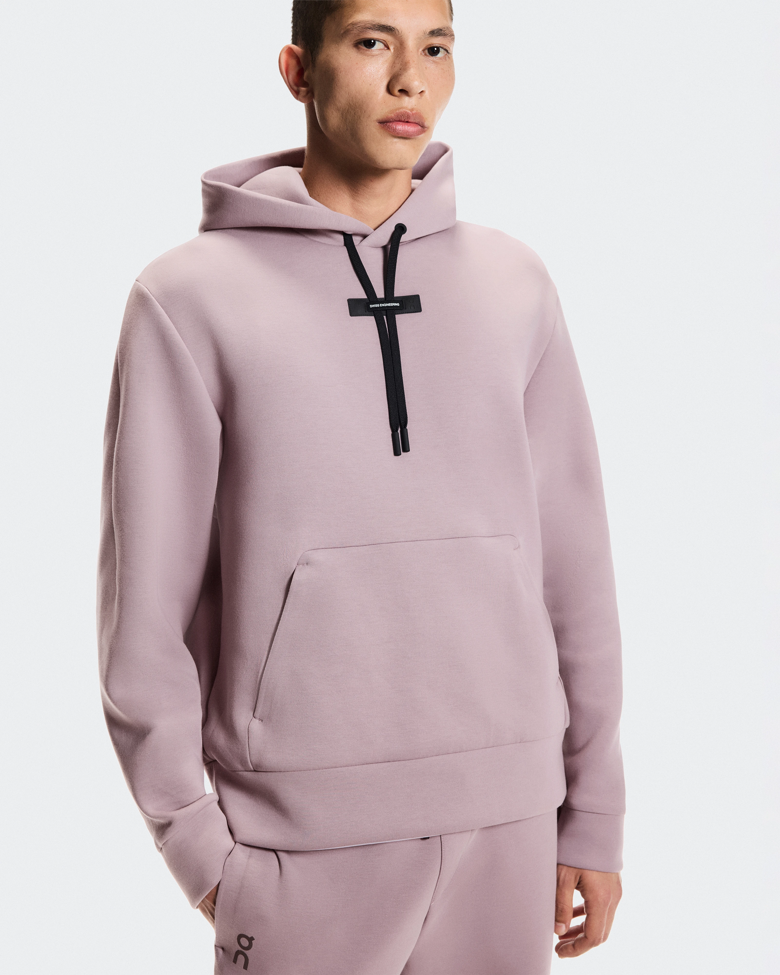 On Focus Tech Hoodie Heron Men Hoodies and sweatshirts