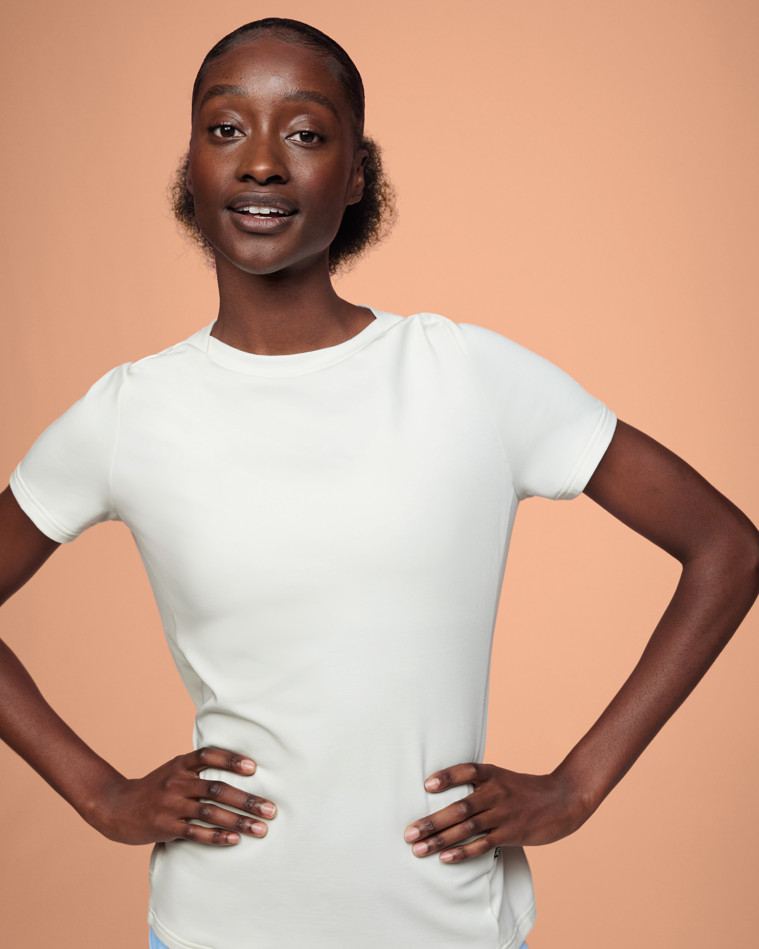 Tシャツ・カットソー PAROSH Women Tunic Tops CANYOX25 D381229001 WHITE Women's Focus-T | White | On Switzerland