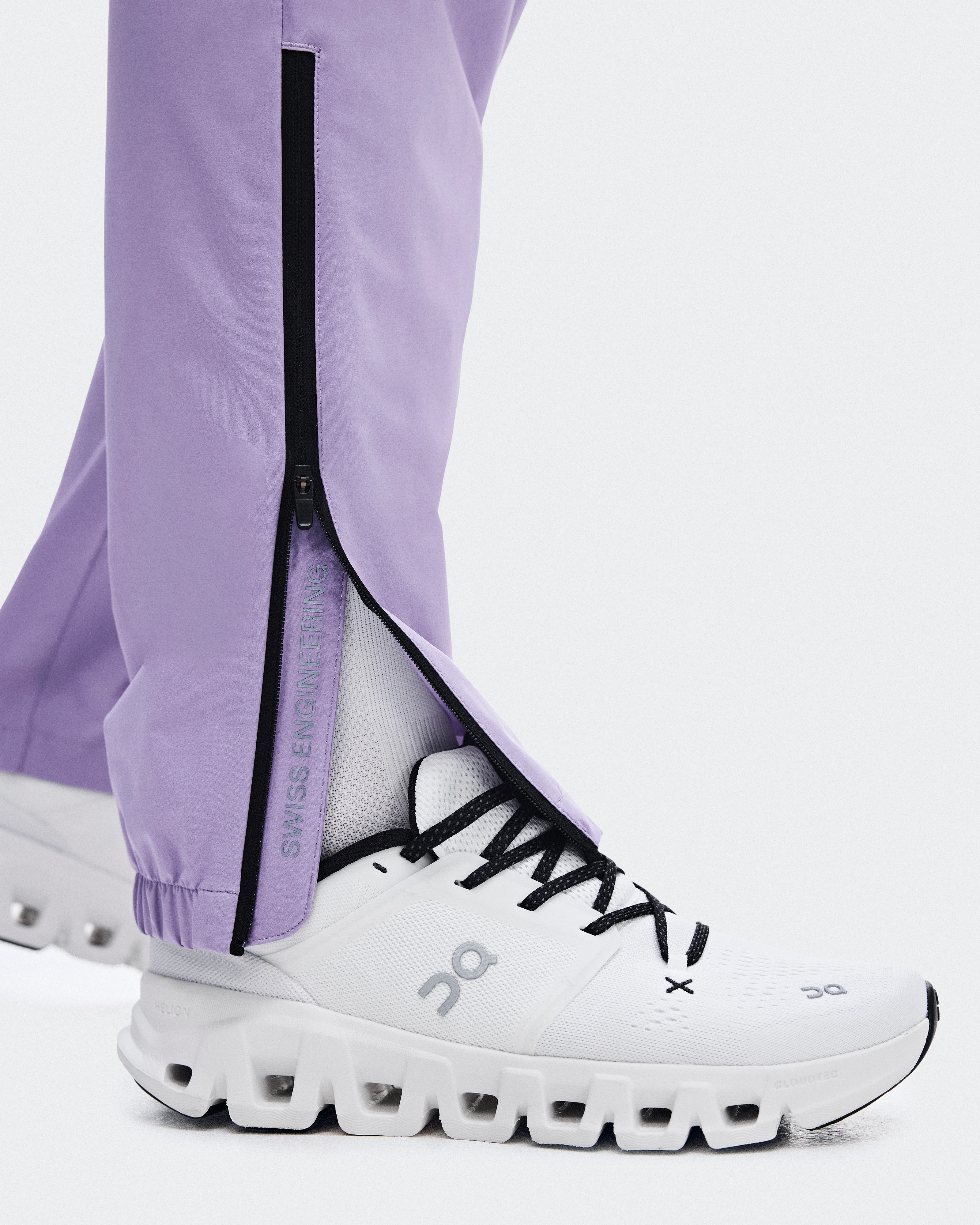 On Core Pants Mallow ウィメンズ – ロードランニング　長距離ラン　オールデイ パンツ