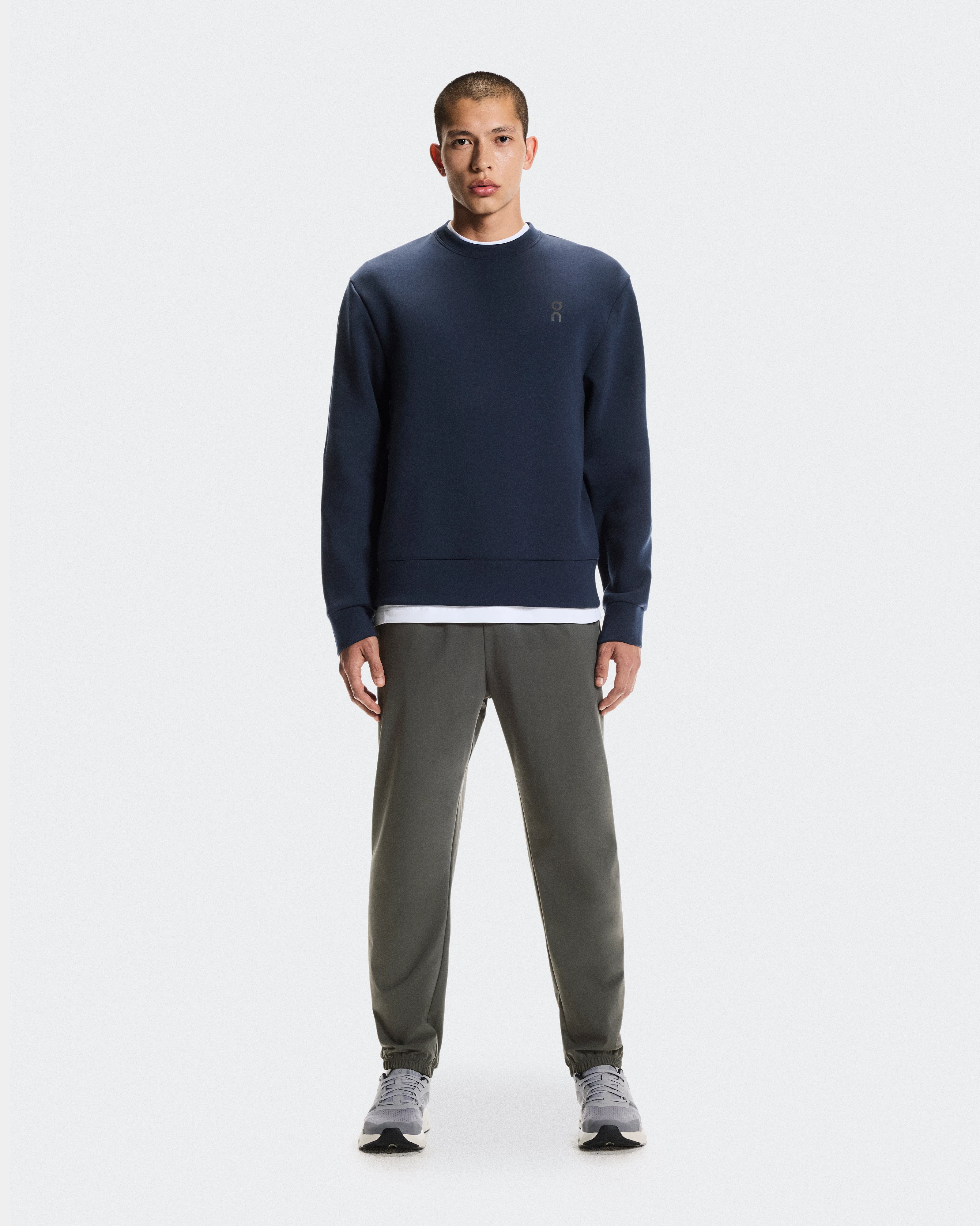 On Focus Tech Crew Navy Men Hoodies and sweatshirts