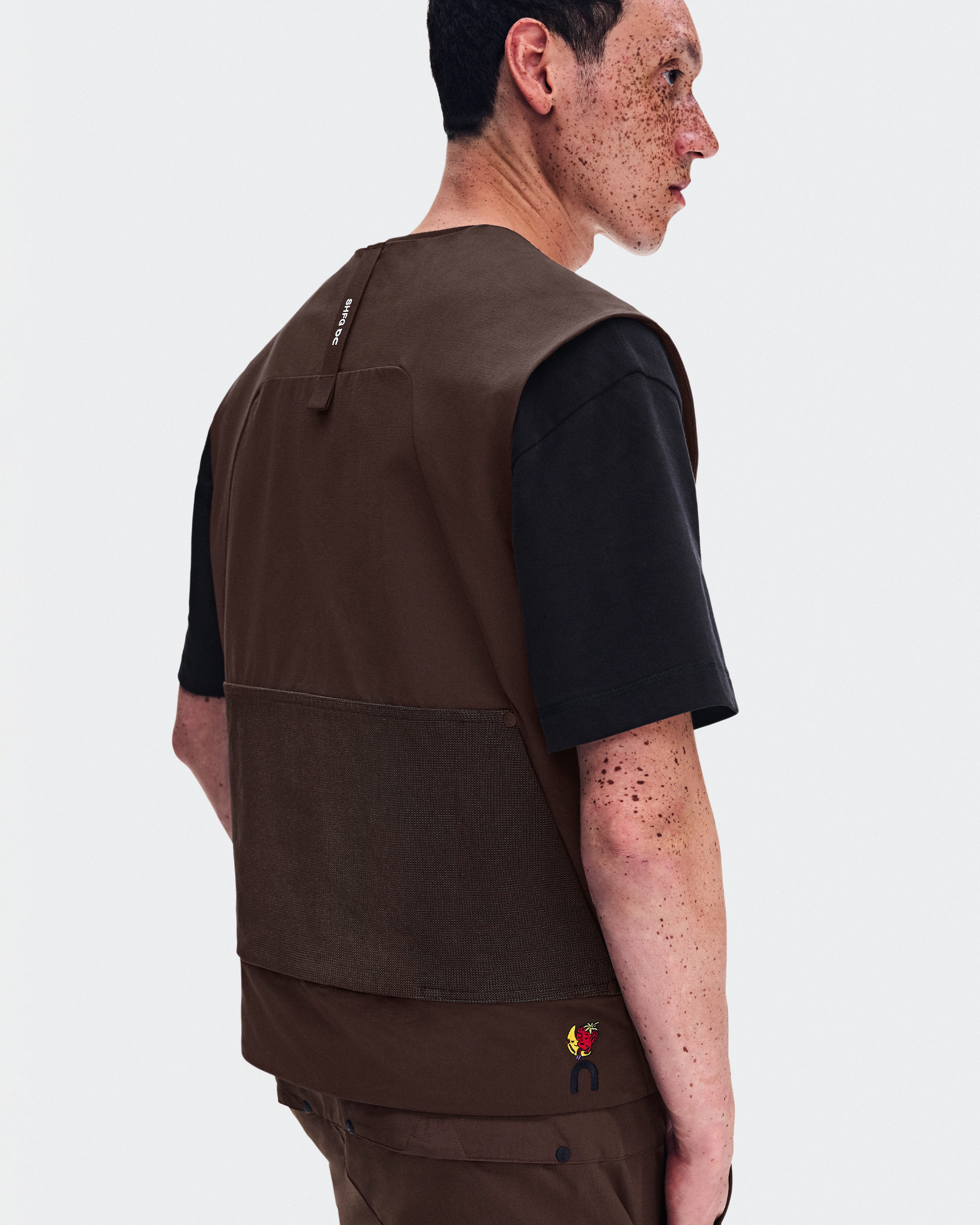 On Utility Vest SHG Medjool Unisex Vests