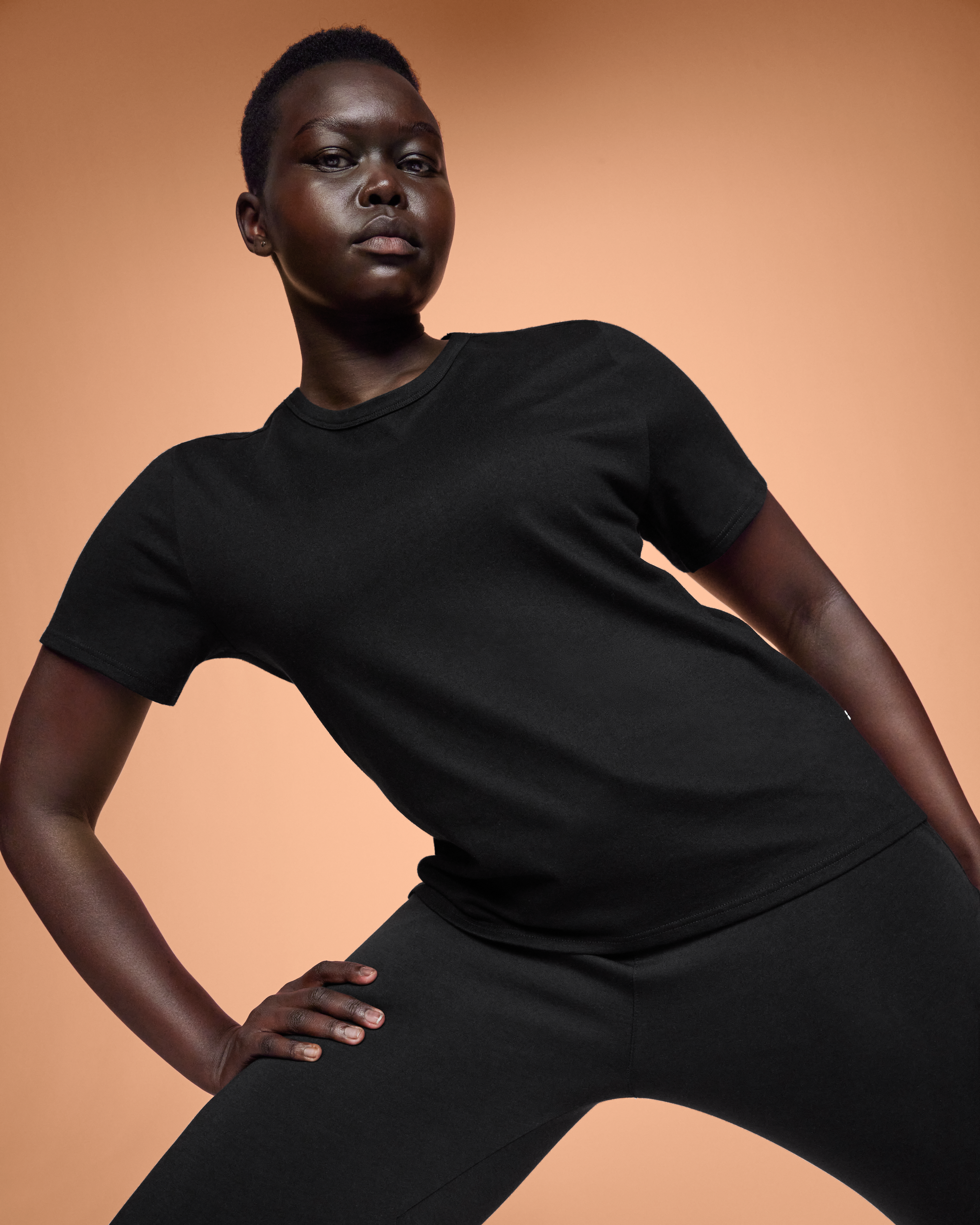 On On-T Black Femme Hauts et t-shirts