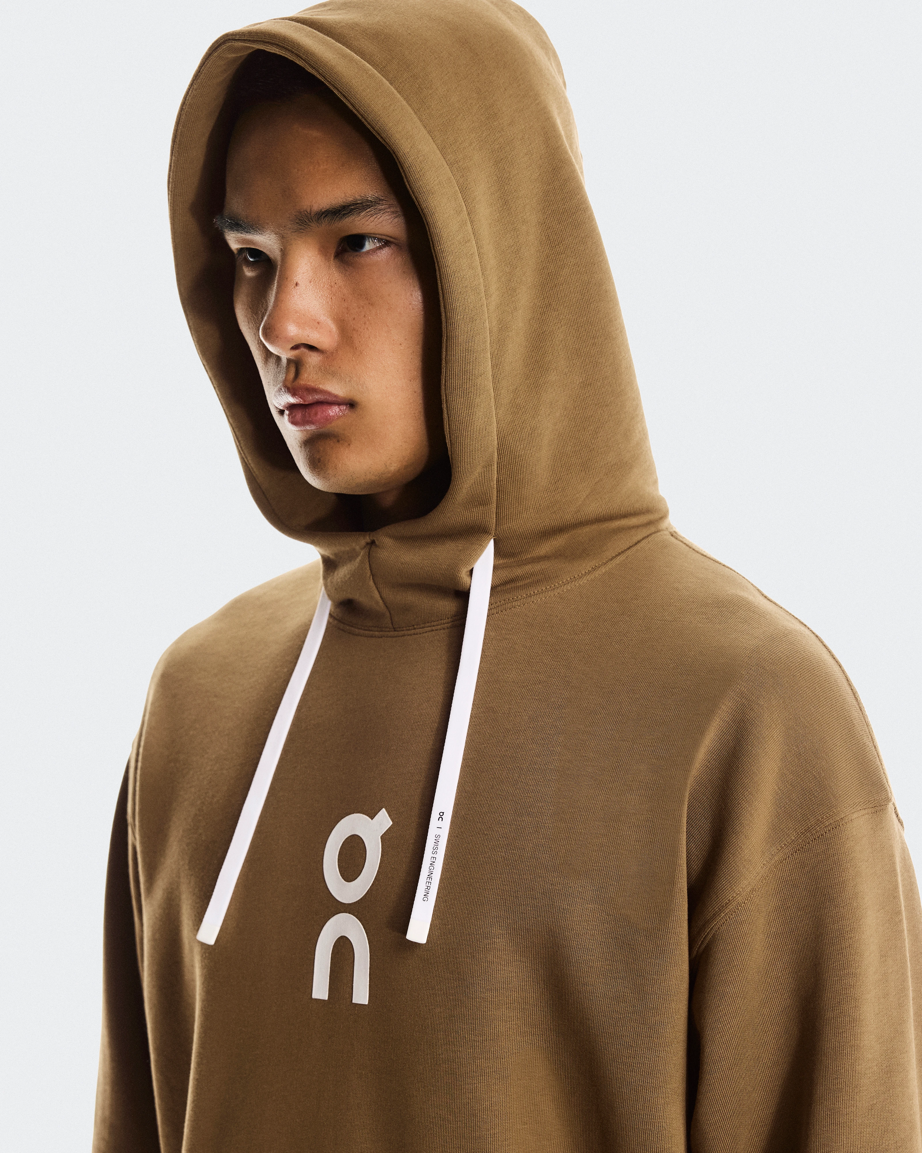 On Club Hoodie Nutmeg Men Hoodies and sweatshirts