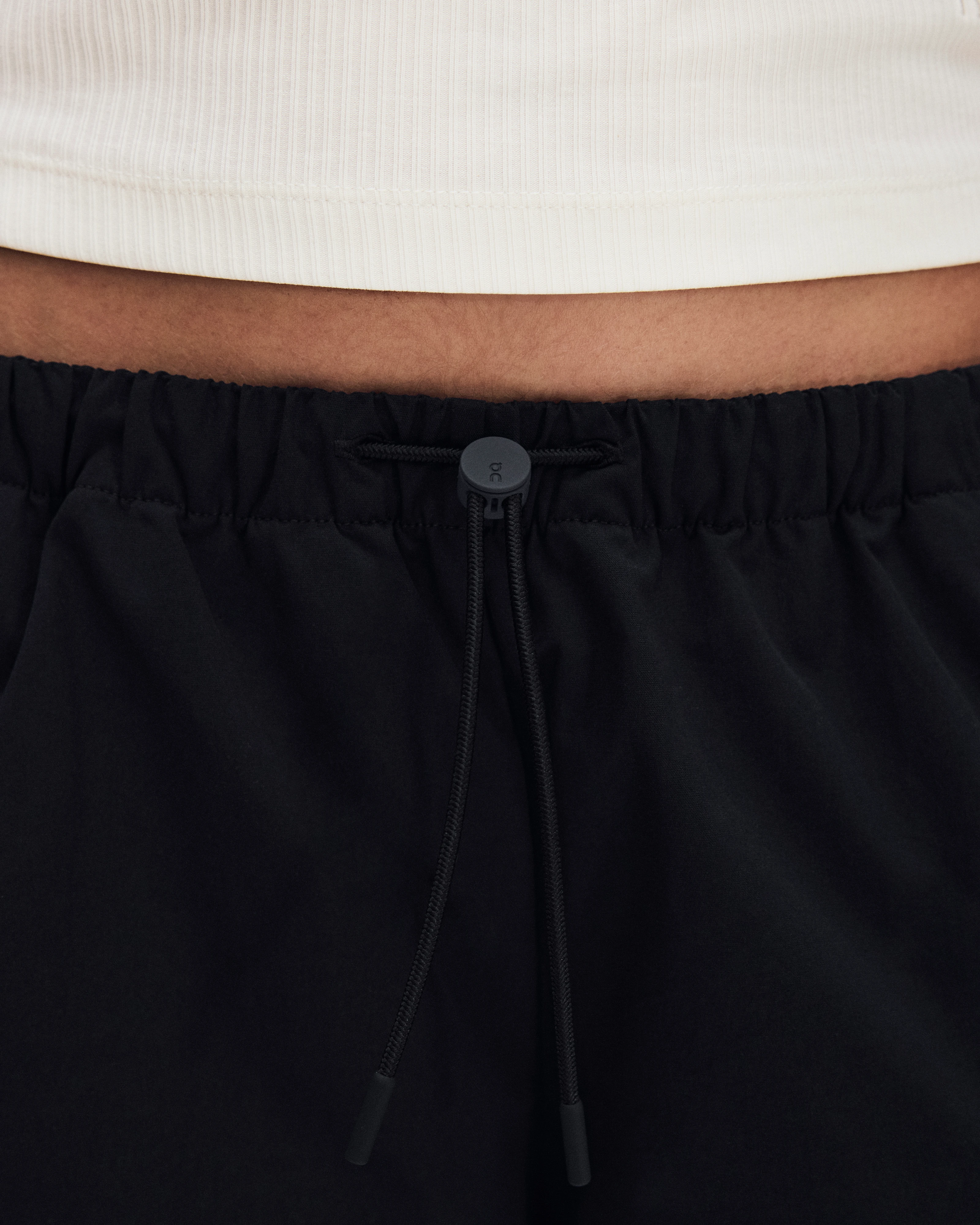 On Bermuda Shorts Black Donna Pantaloncini