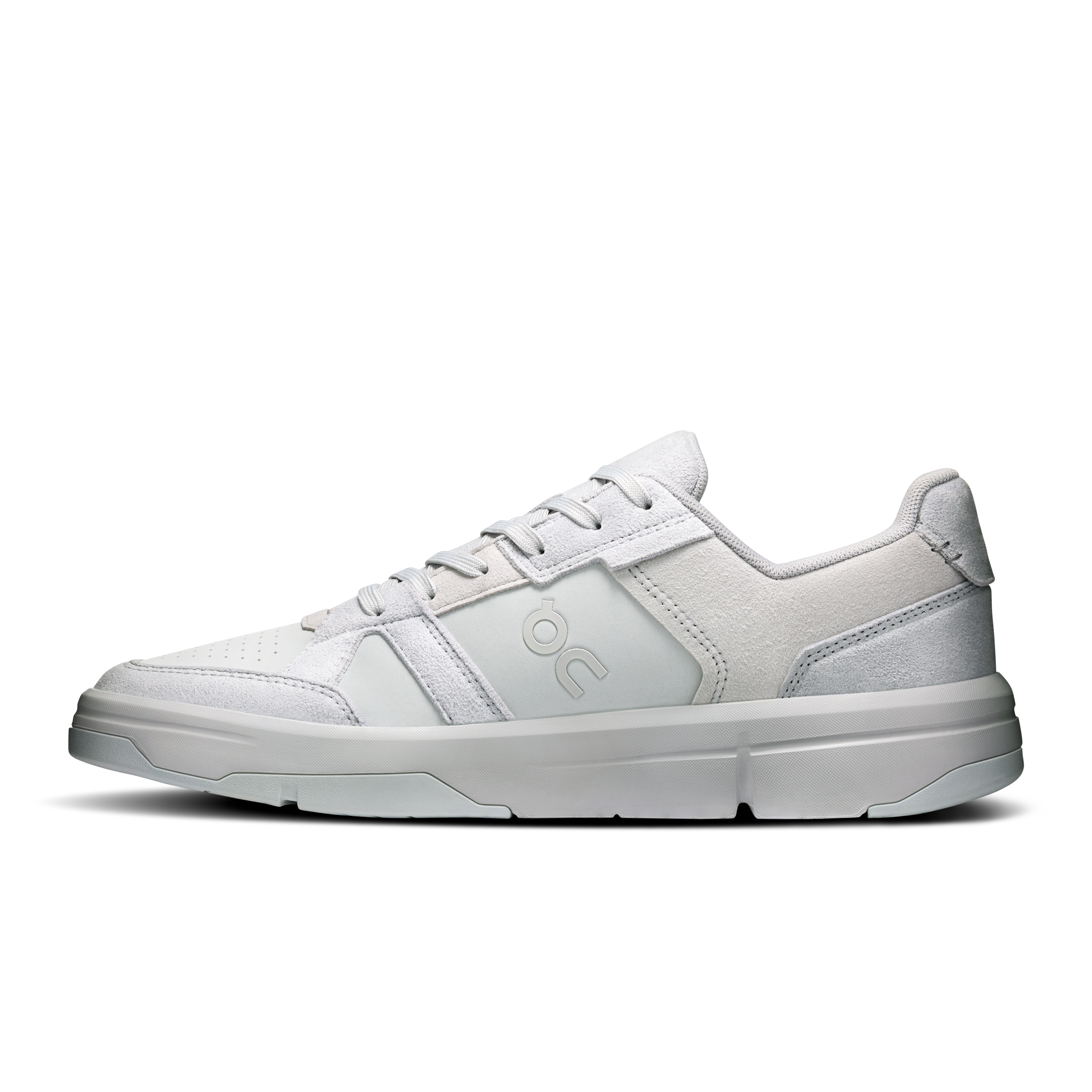 On THE ROGER Clubhouse Ace Glacier & Glacier Men Tennis Shoes