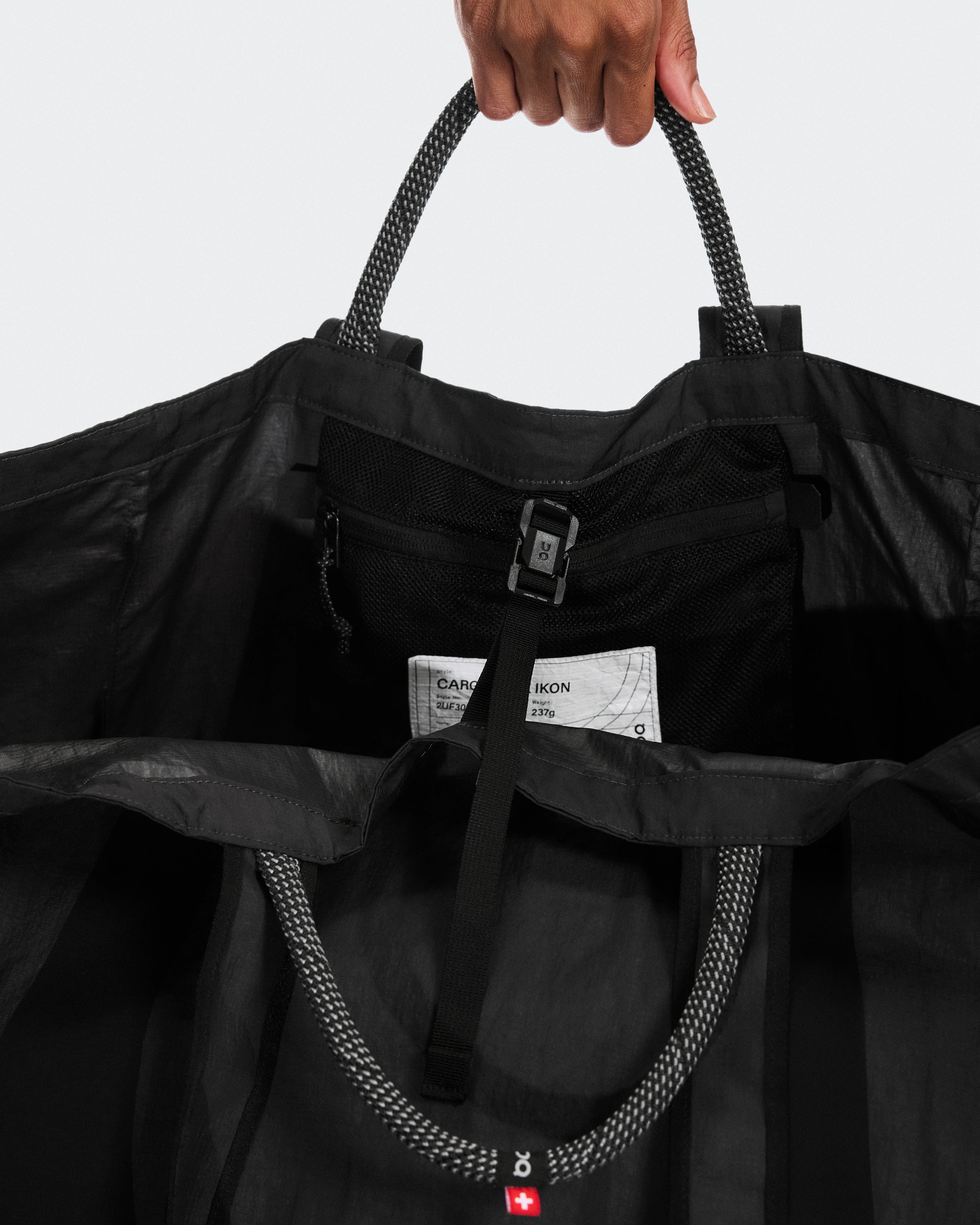 On Cargo Pack 60L IKON Magnet & Black Unisexe Sacs