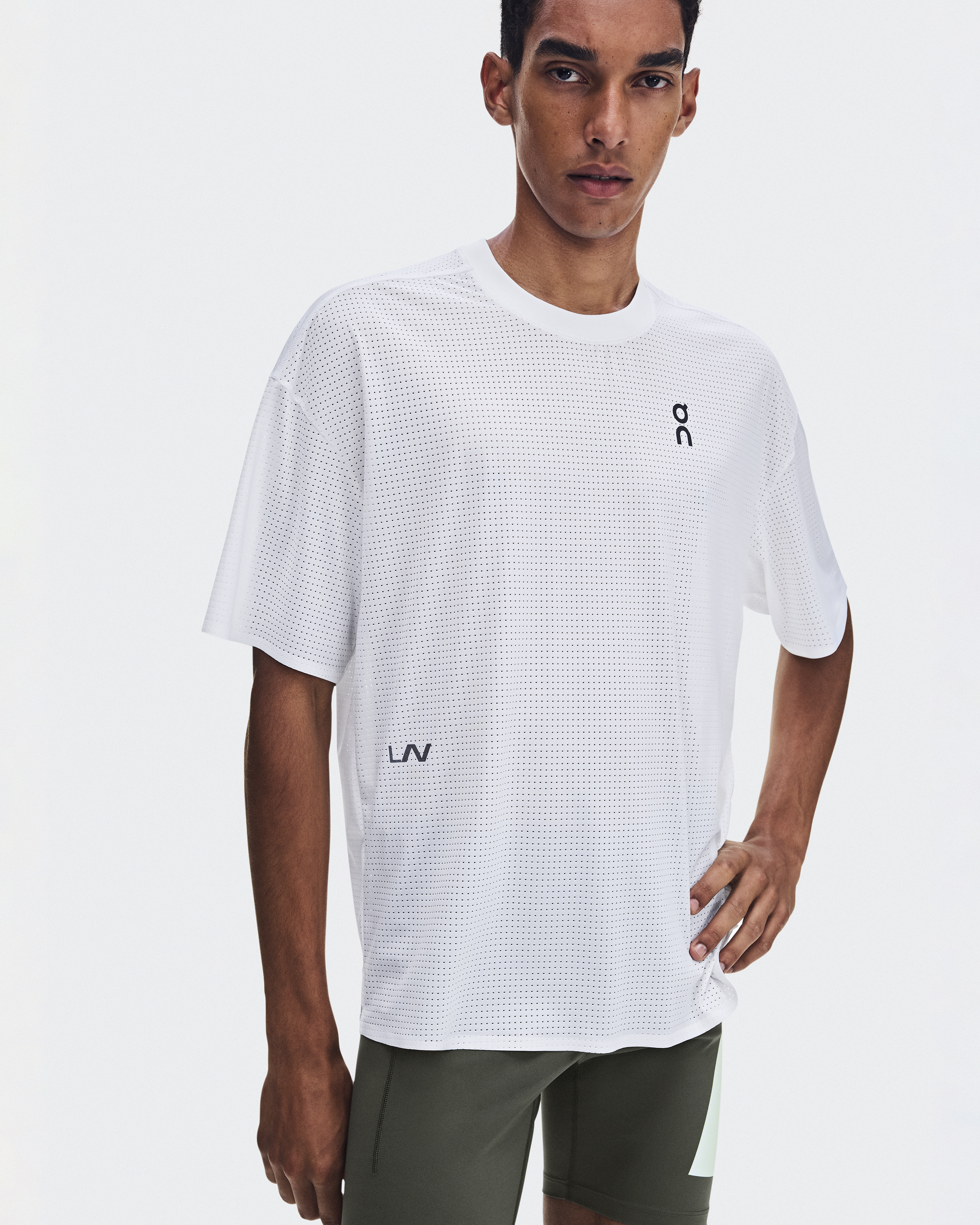 Oversize Run-T LN1 | White | On United States