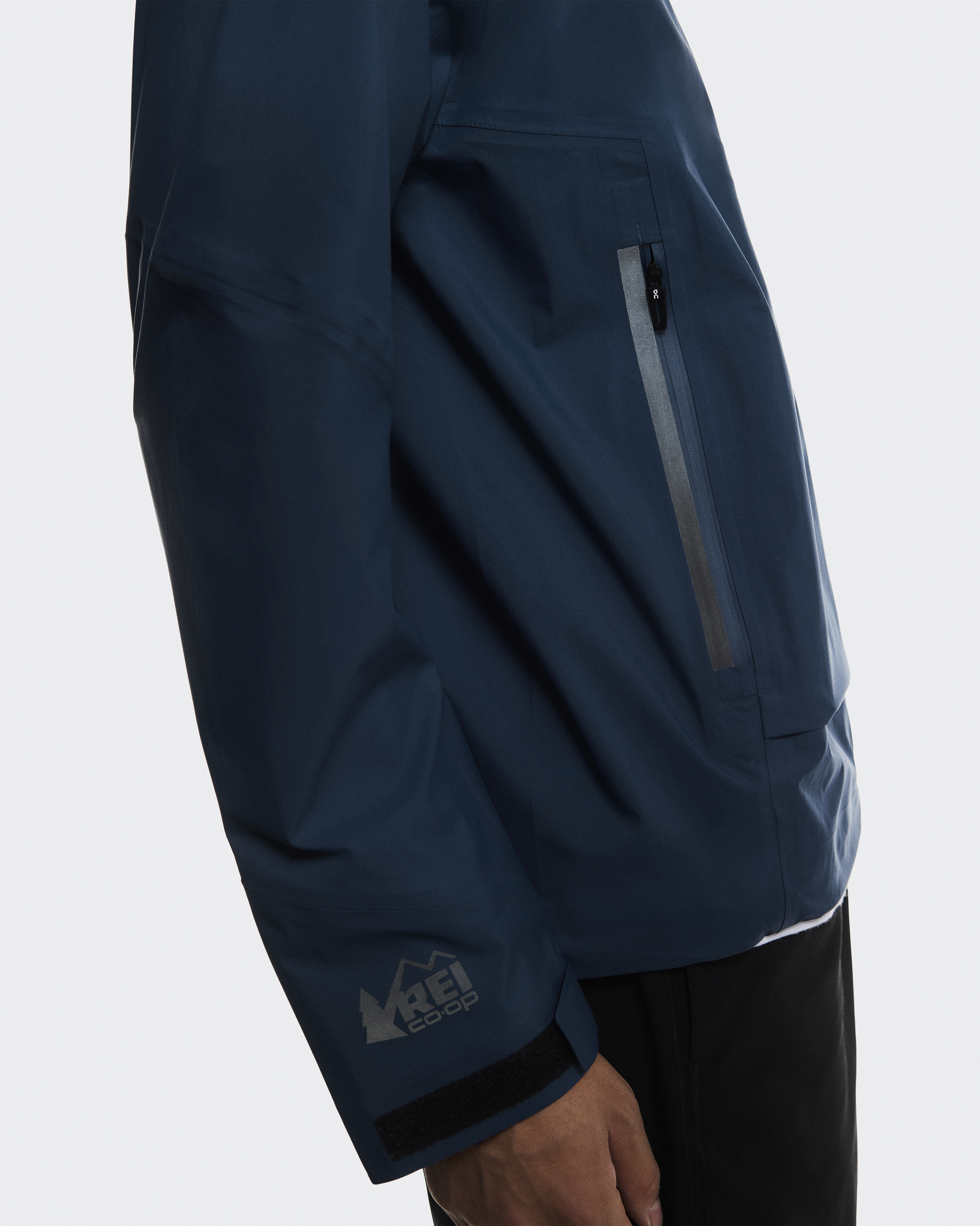 BEAMS / 25AW/Trek Jacket BEAMS REI//L/ナイロン/NVY メンズ Trek Jacket BEAMS REI | ブルー | On 日本