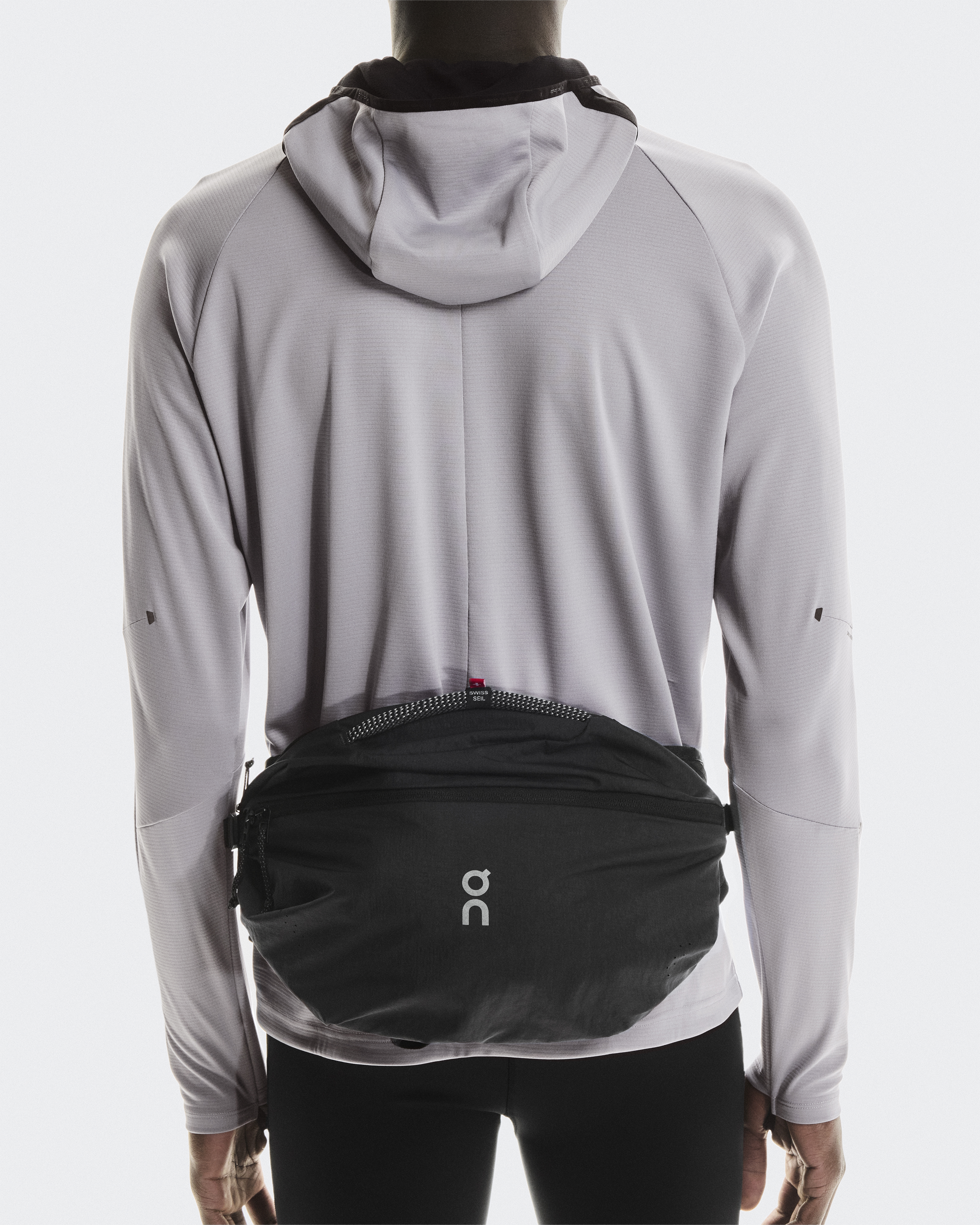 On Sling Pack 9L ブラック ボディバッグ Sling Pack 9L | Black | On Japan