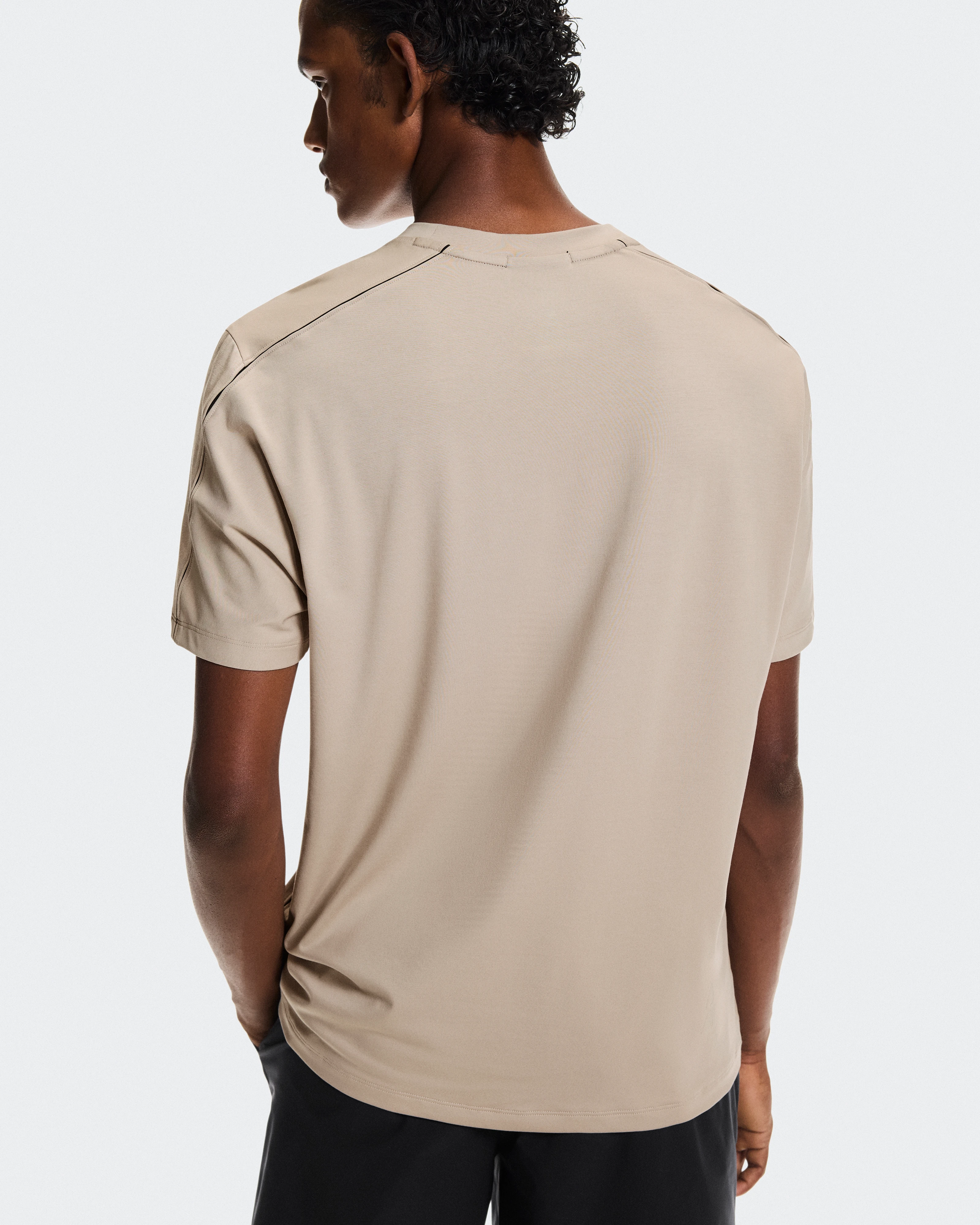On Focus-T Desert Men Tops and t-shirts