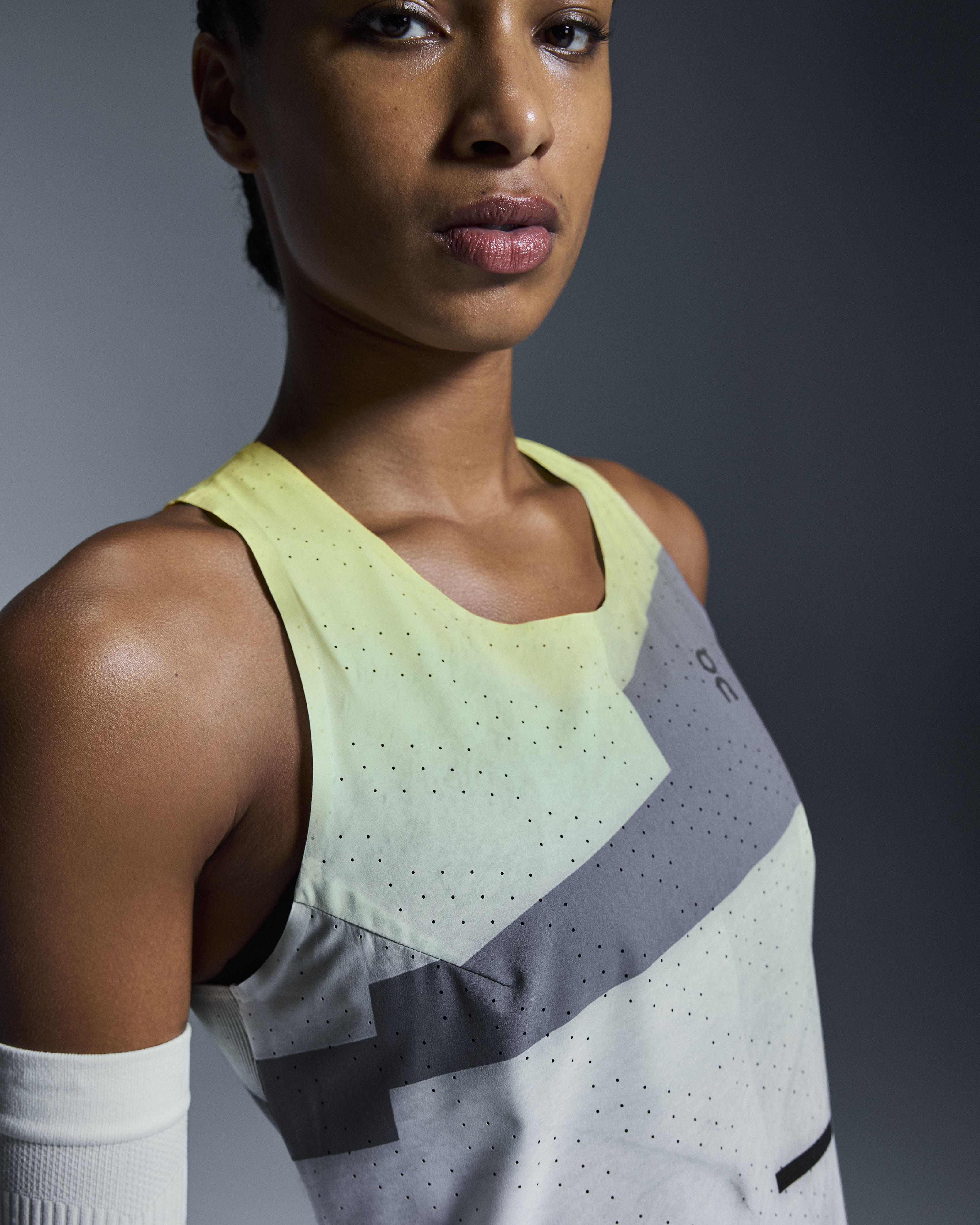 Women's Race Singlet | Yellow & Grey | On Israel