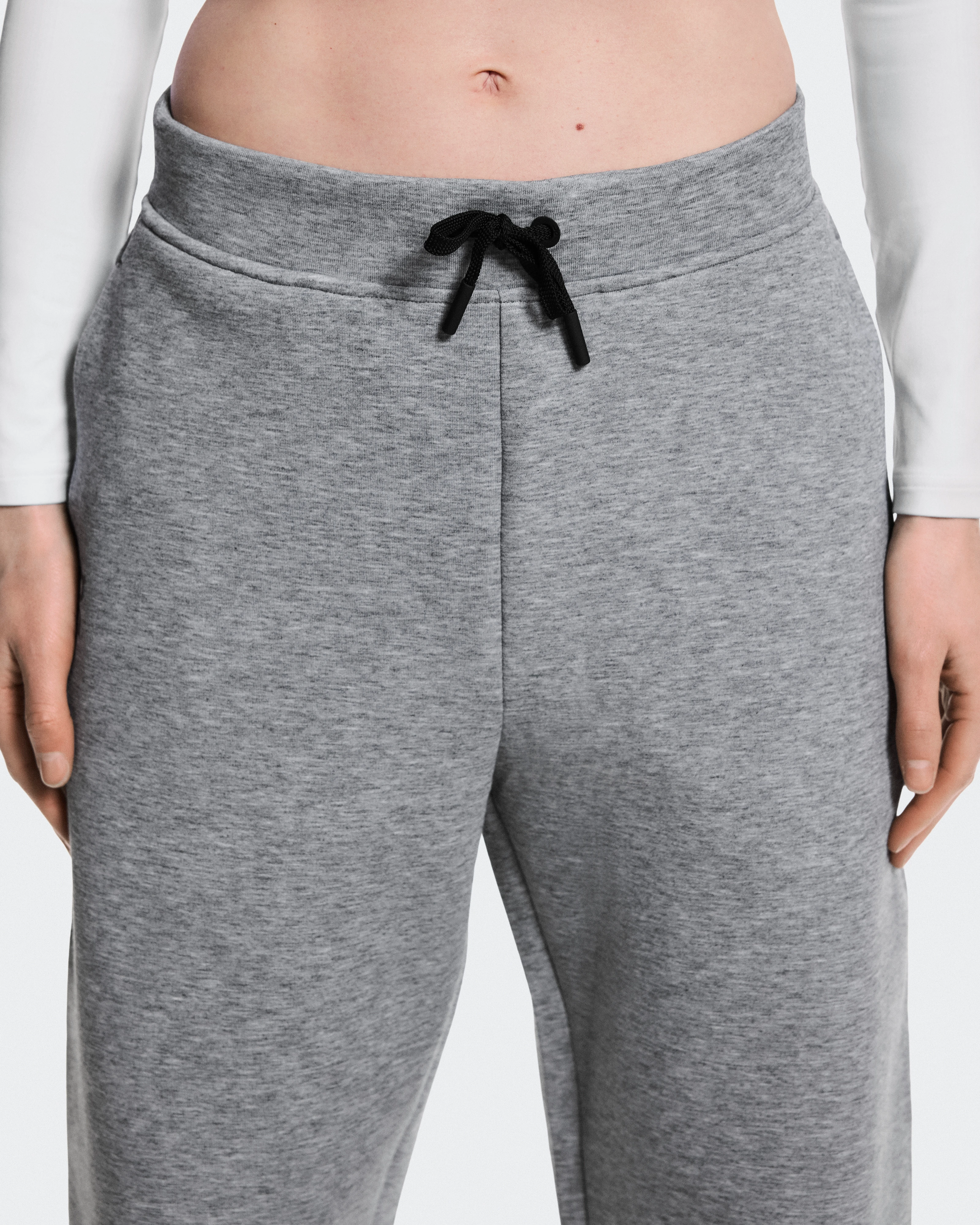 On Focus Tech Sweatpants Basalt Women Pants
