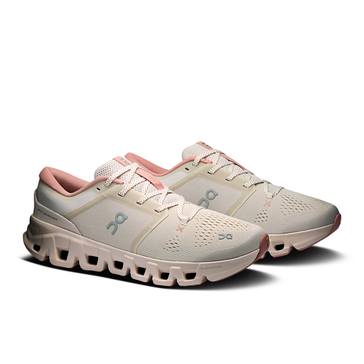 Women's Cloud X 5