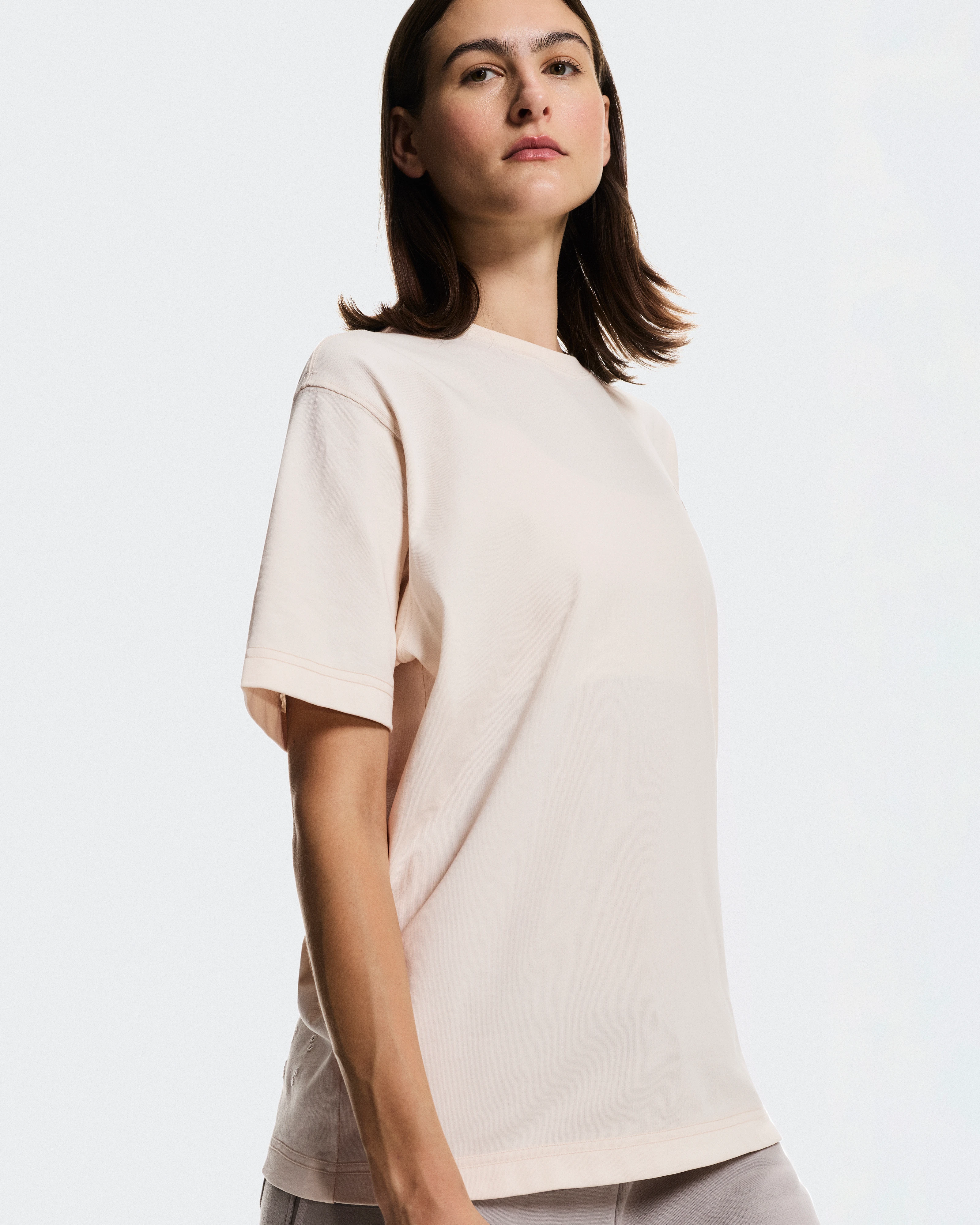 On Club Collective-T Dew ウィメンズ トップス＆Tシャツ