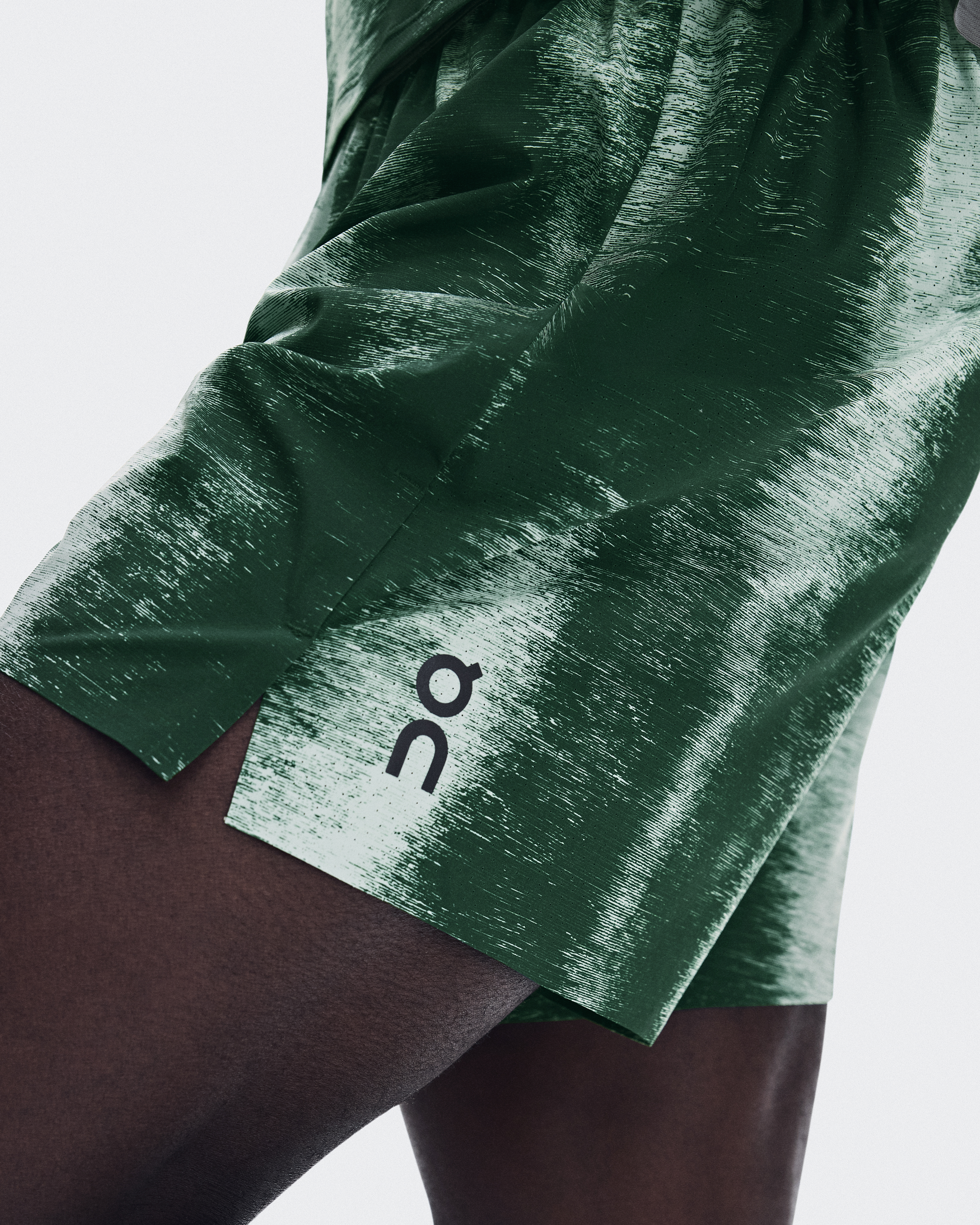 メンズ Performance Shorts Terra | グリーン | On 日本