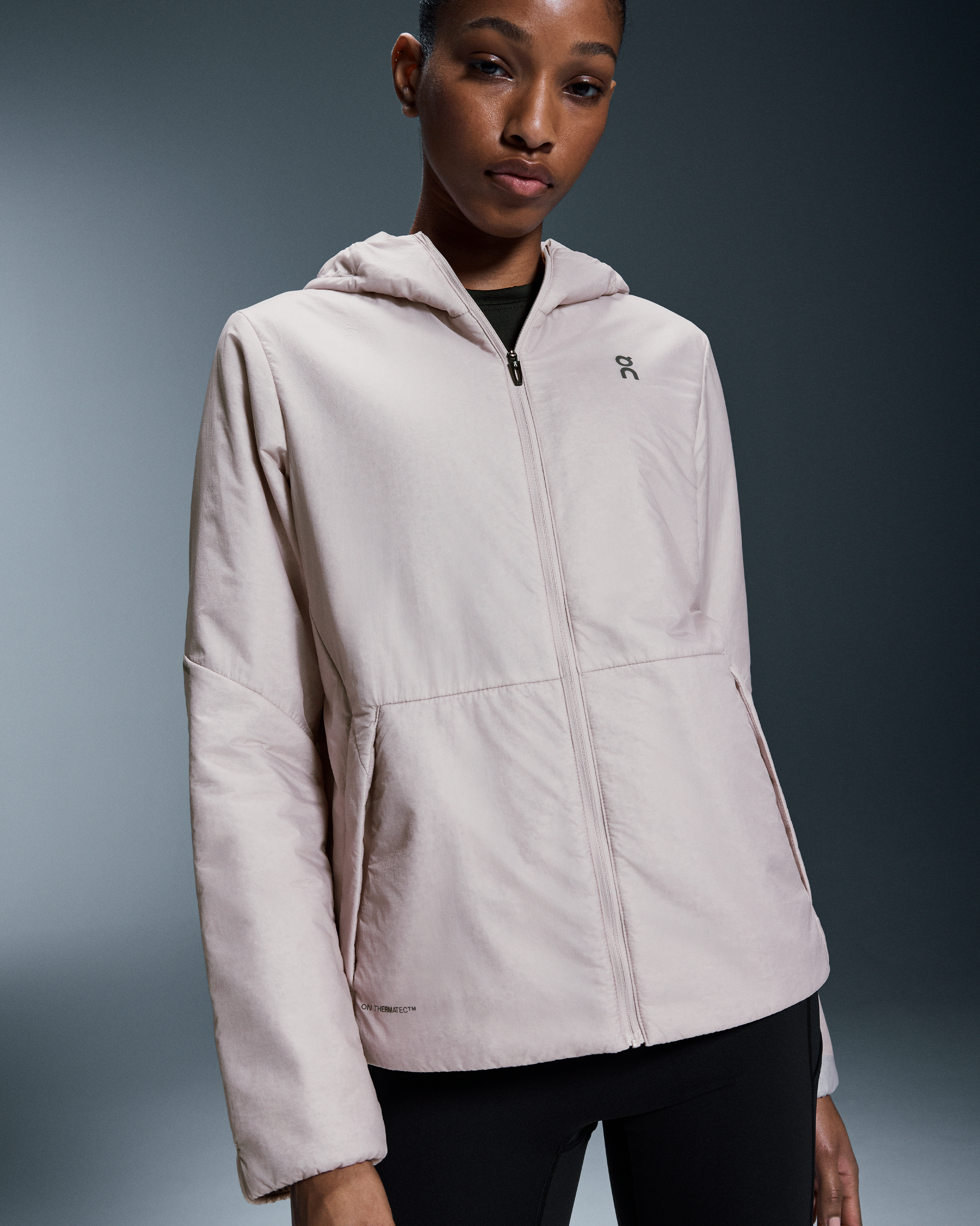 ジャケット on&on Front Closure Jacket NEW4WJ935_03 Women's Trek Jacket Insulated | Beige | On United States