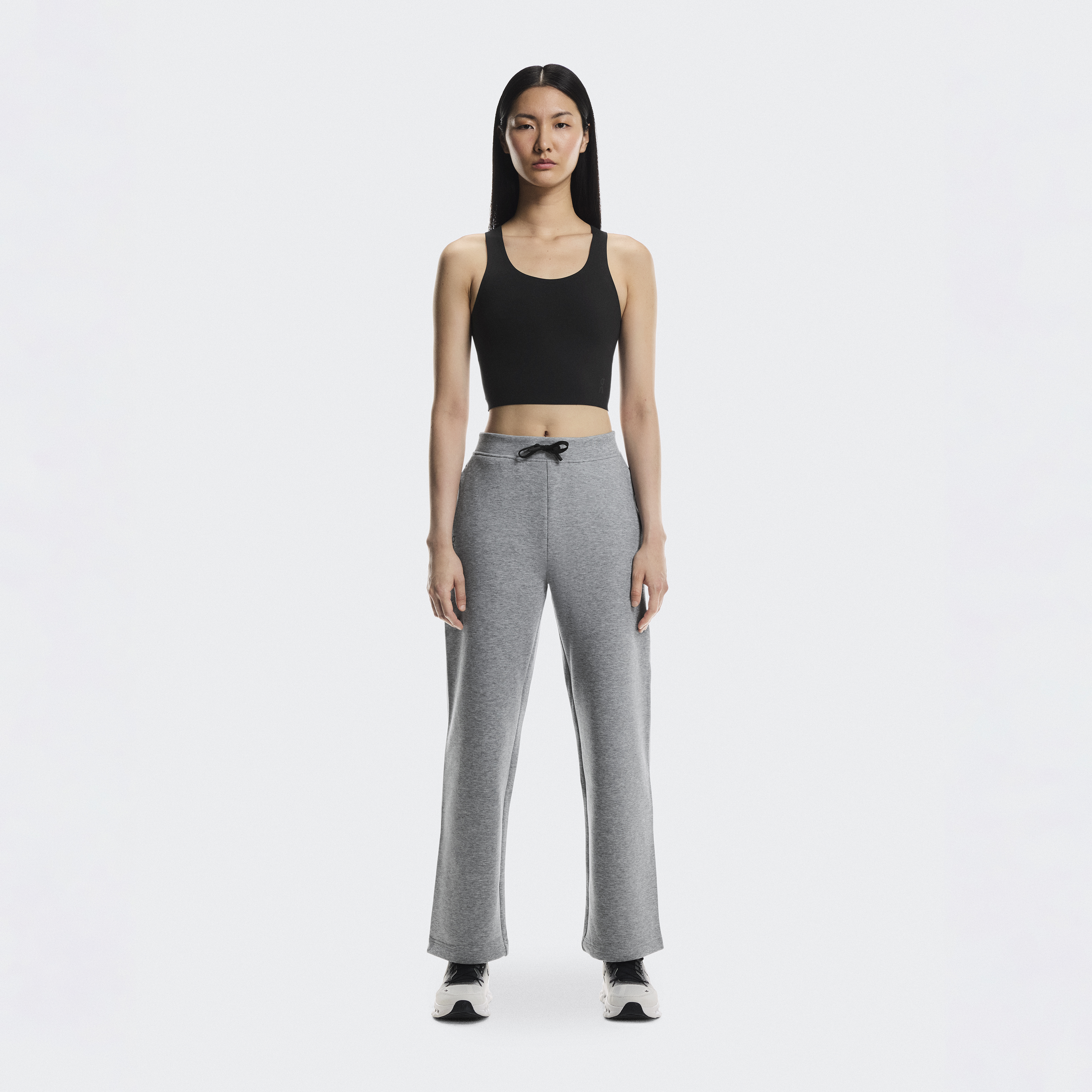 Focus Tech Sweatpants in Basalt