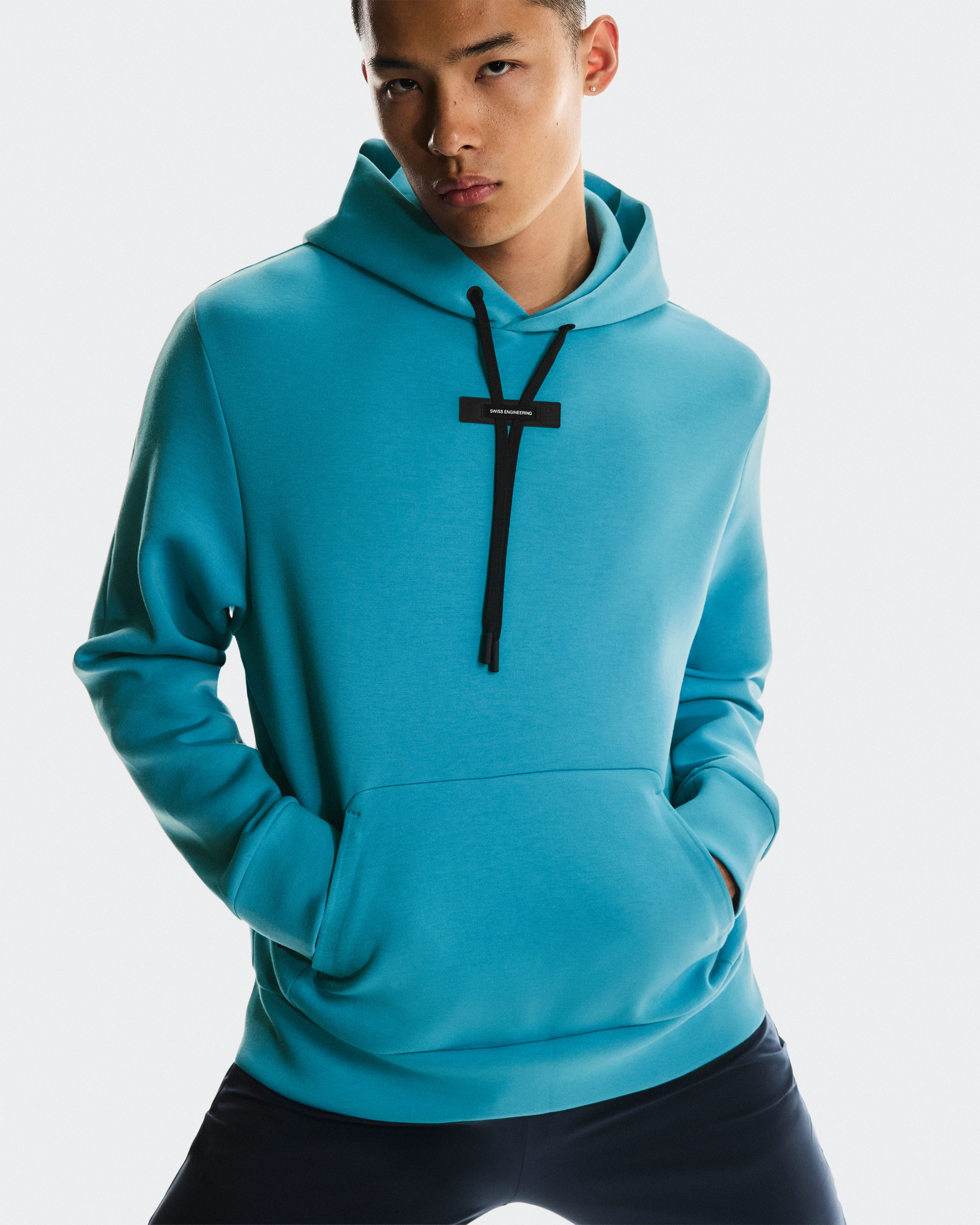 On Focus Tech Hoodie Niagara Men Hoodies and sweatshirts