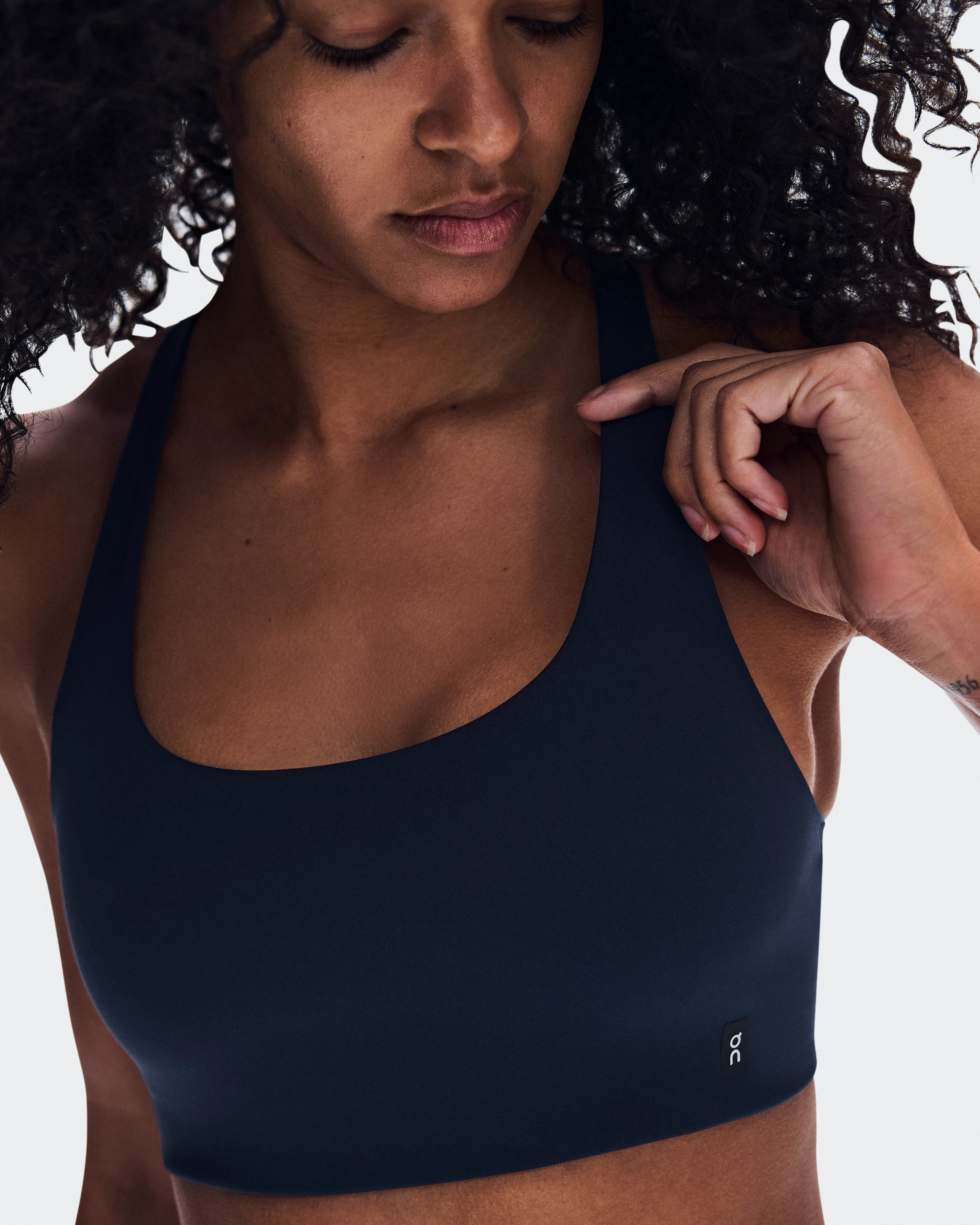 On Studio Bra Navy Feminino Tops