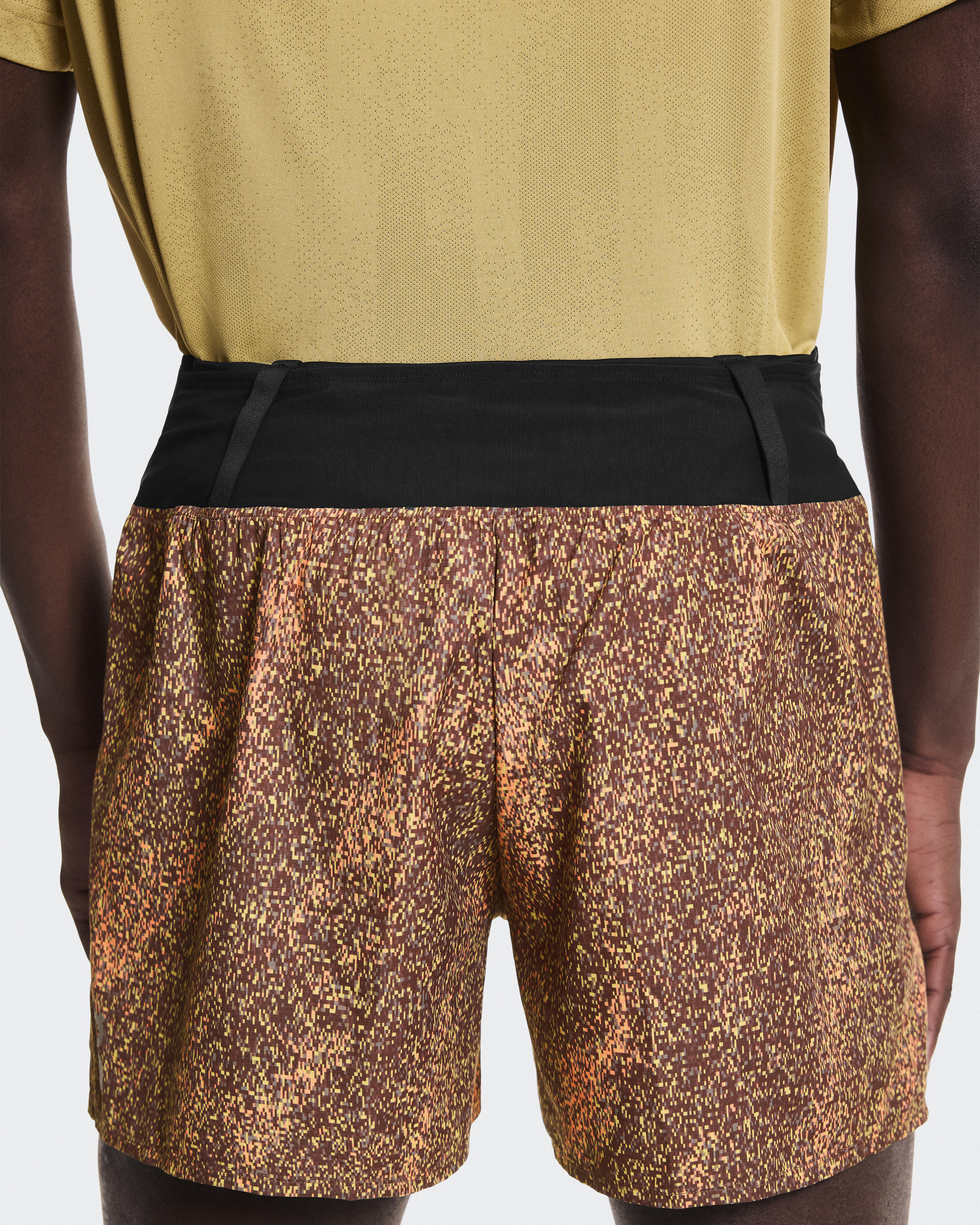 On Train Shorts メンズS 黒　トレインショーツ　ショートパンツ メンズ Trail Shorts | On 日本