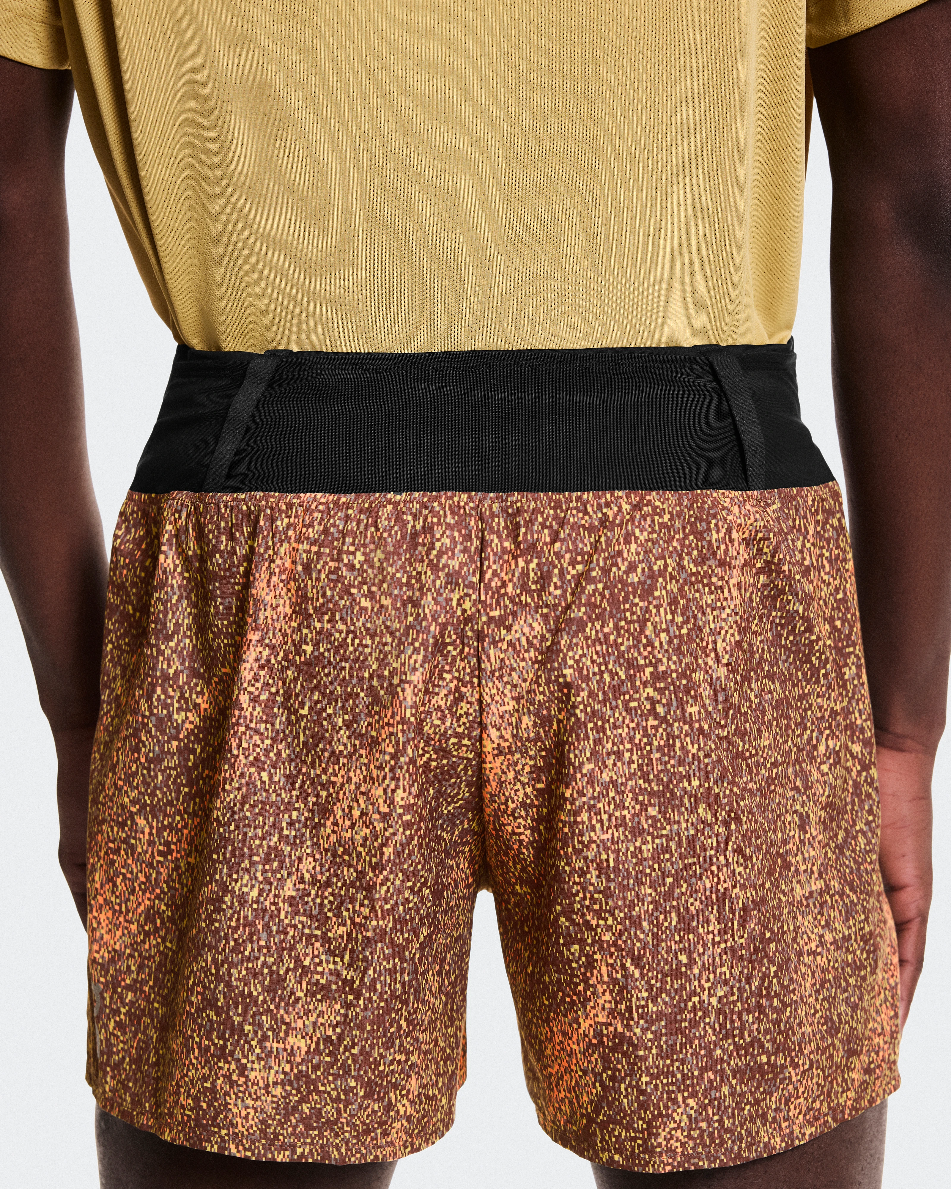 On Trail Shorts Black & Gobi Men Shorts