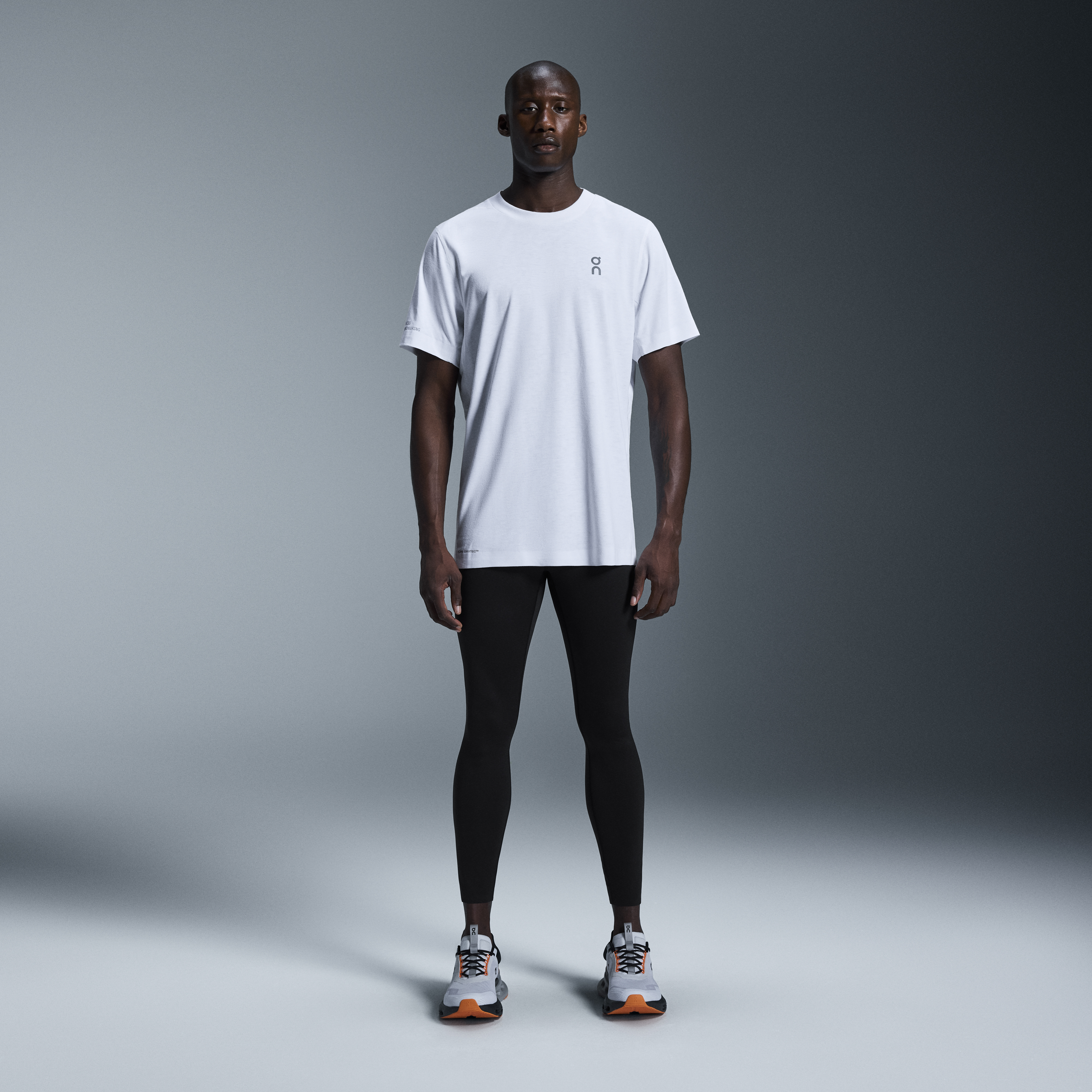 新品未使用 オン on PERFORMANCE TIGHTS MENS Sサイズ Men's On Running Performance Tights | Marathon Sports