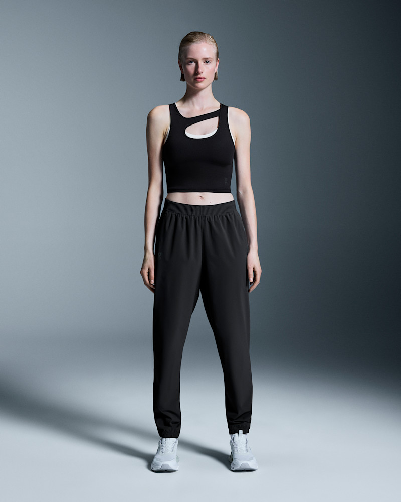 On Women's Focus Pants in Black, Size: Medium, Polyester/Mesh Polyamide