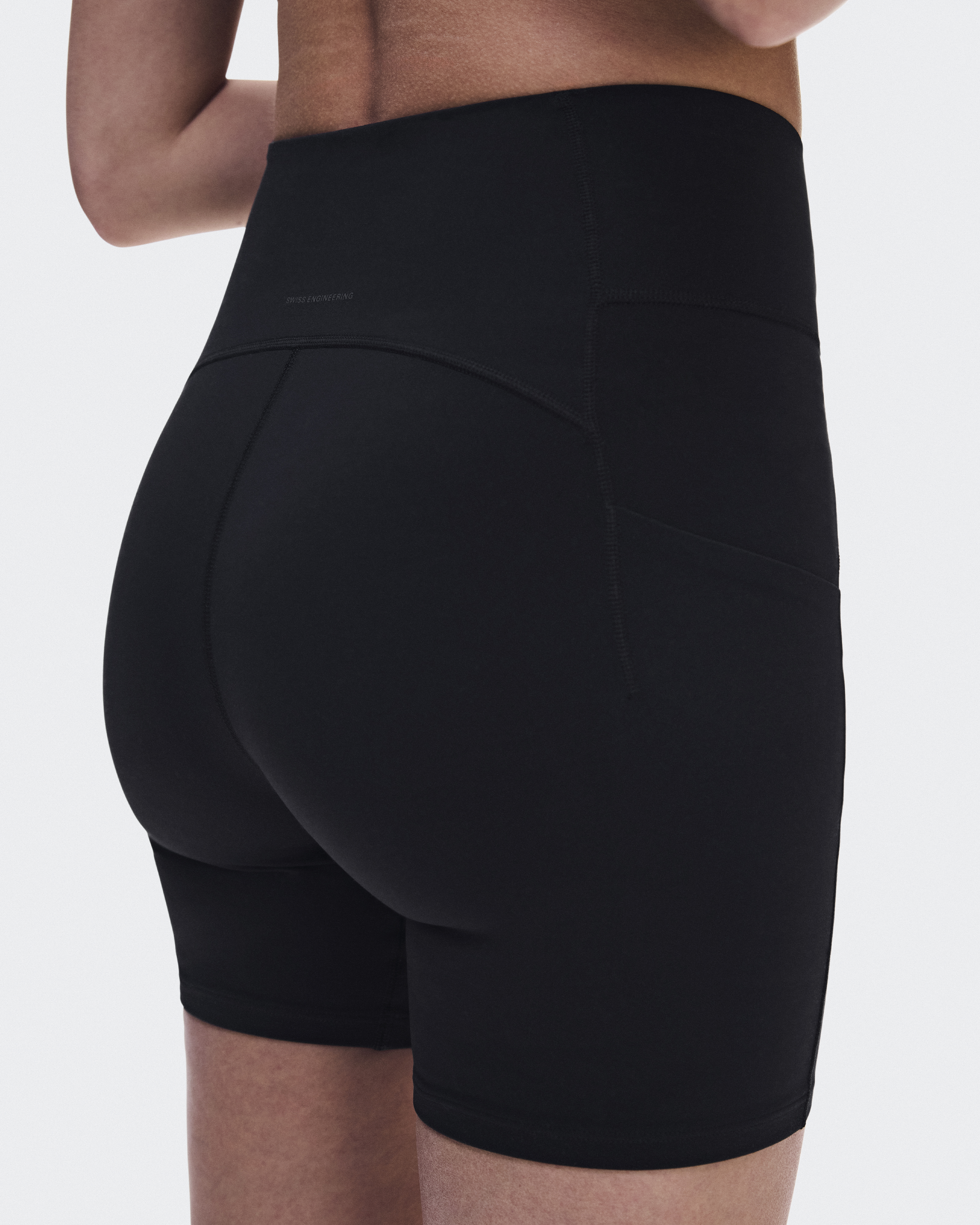 Women's Studio Leggings Short 6