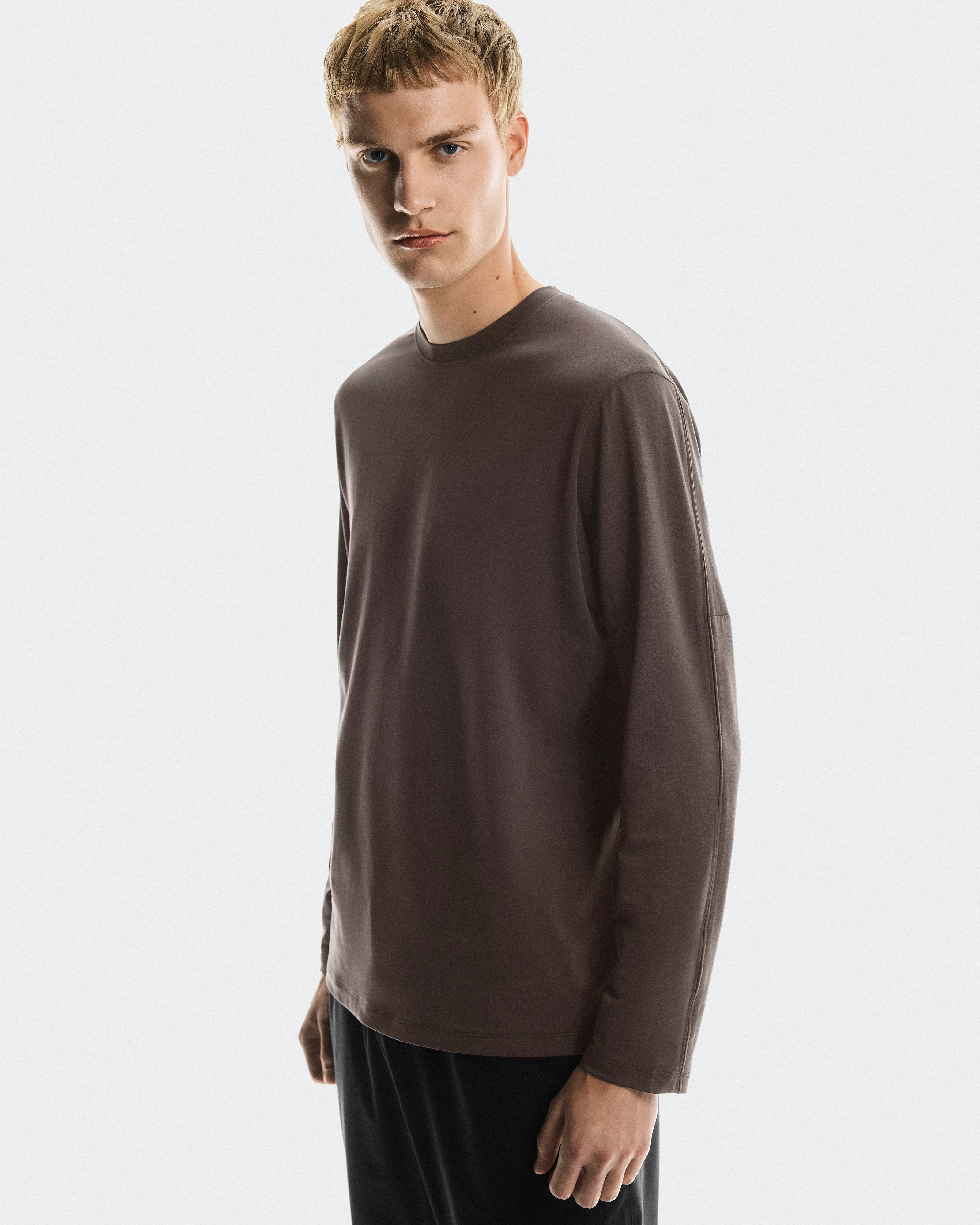 On Focus Long-T Pebble Men Tops and t-shirts