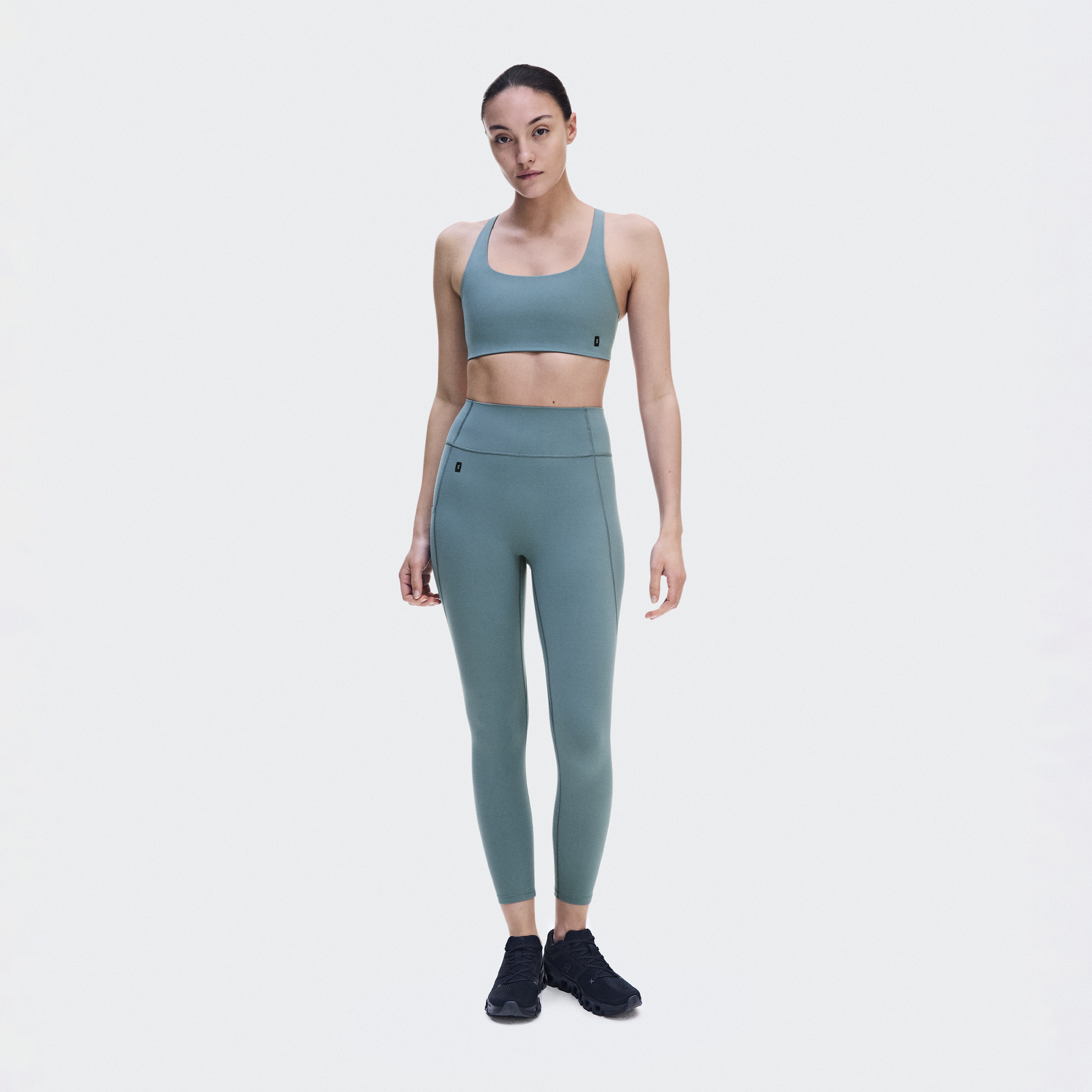 Studio Leggings 7/8 Mid-Length Tights in Agave