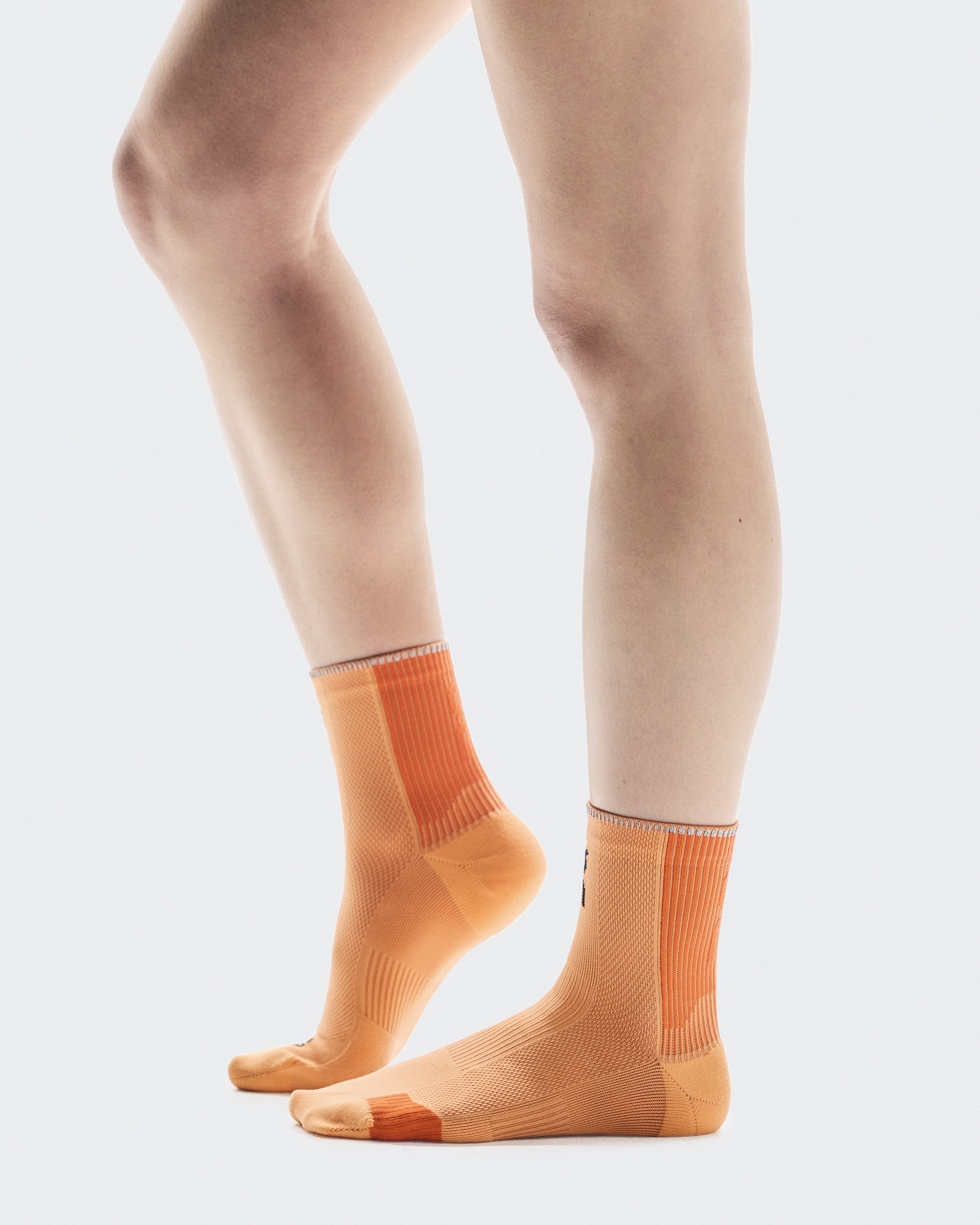 Performance Run Sock Mid | Orange | On United States