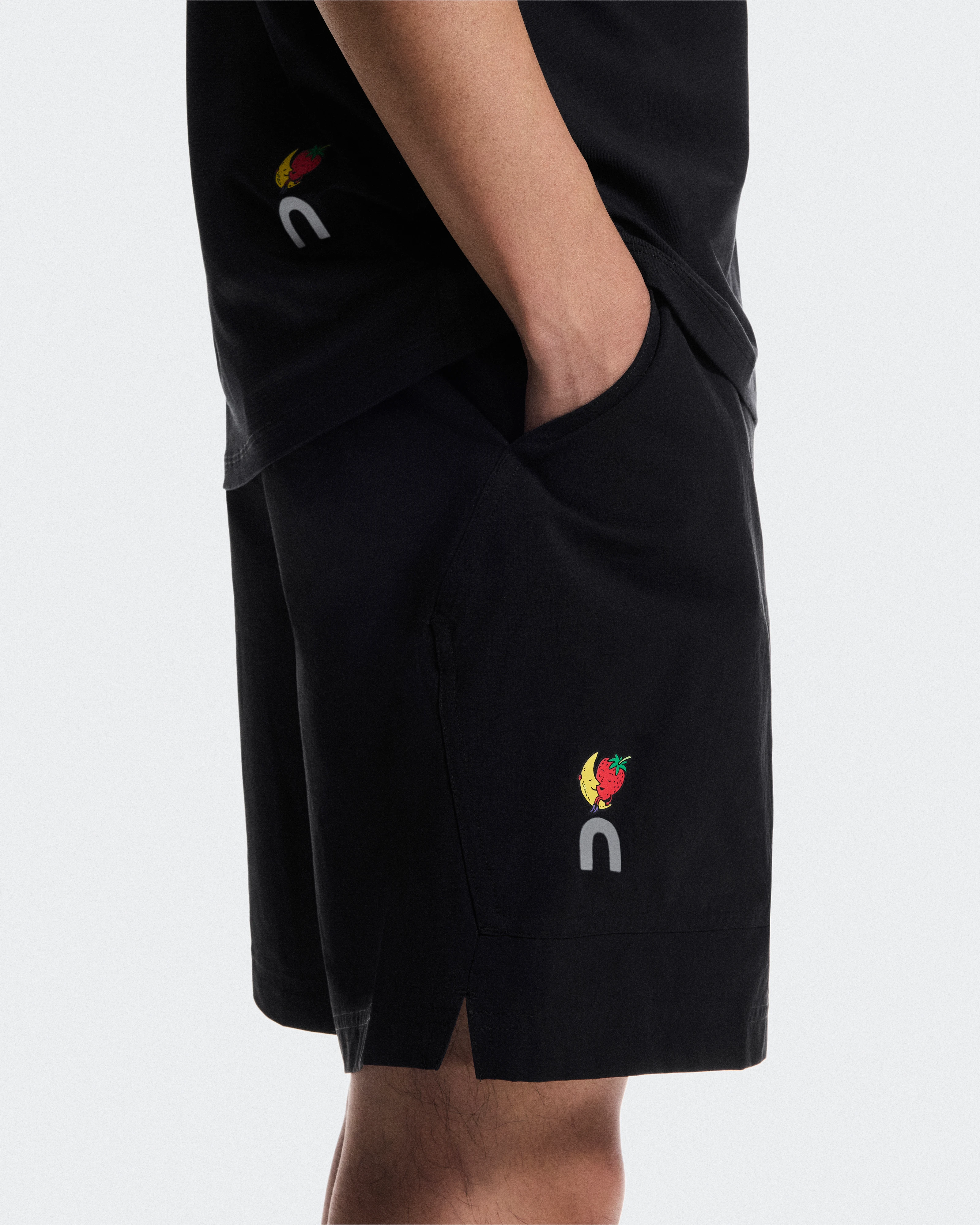 On Trek Shorts SHF Black Men Shorts