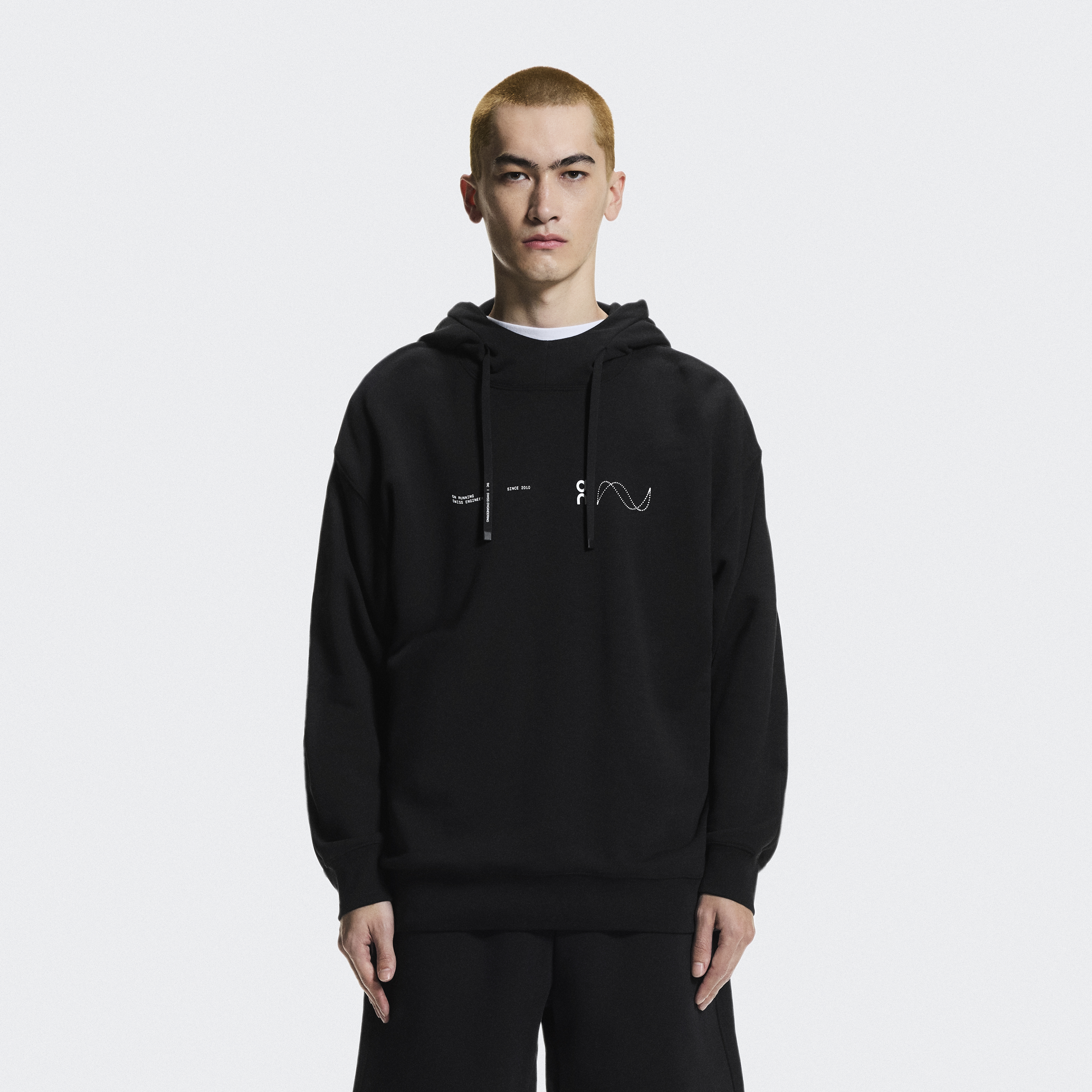 Club Hoodie Avant in Black