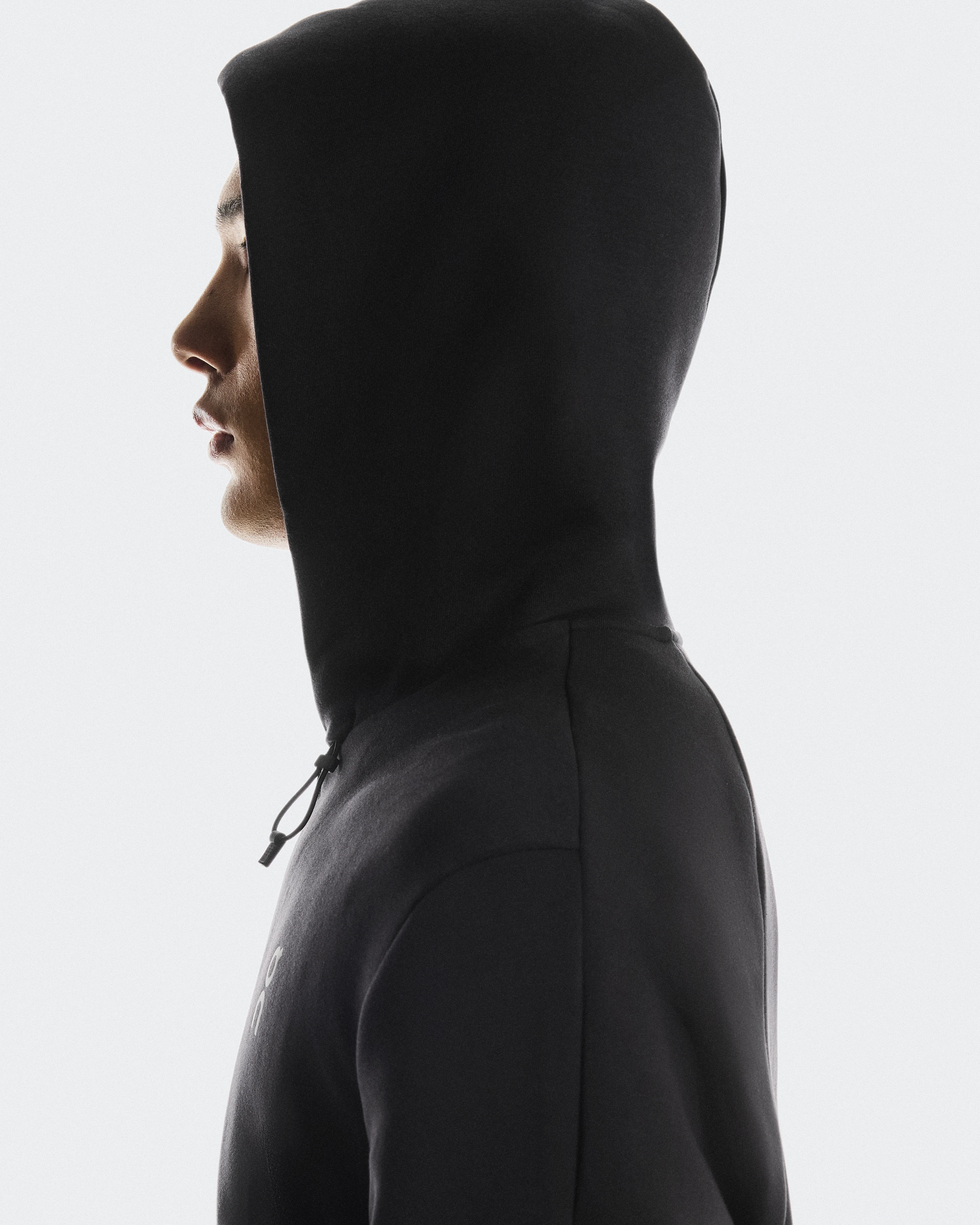 On Focus Tech Zip Hoodie Black Men Hoodies and sweatshirts