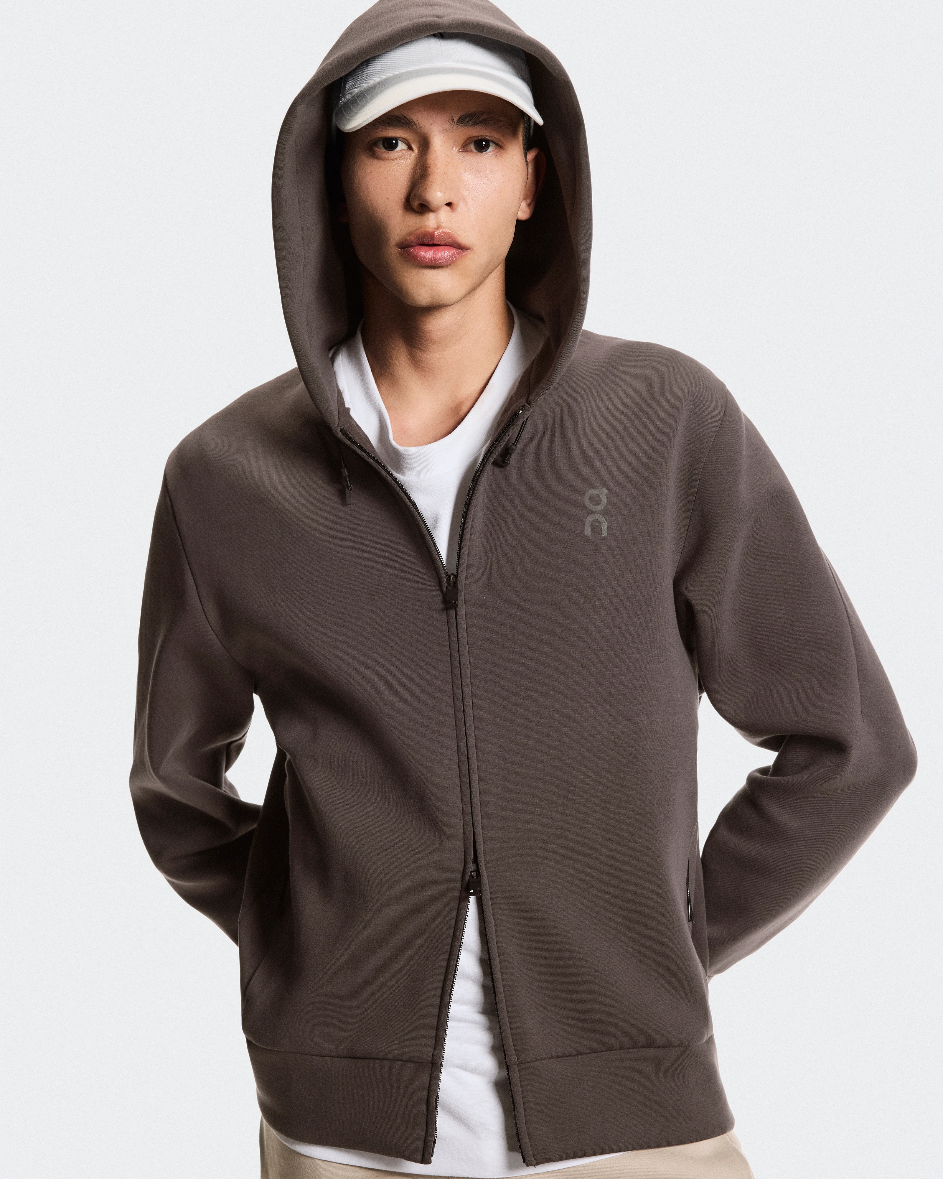 On Focus Tech Zip Hoodie Pebble Men Hoodies and sweatshirts