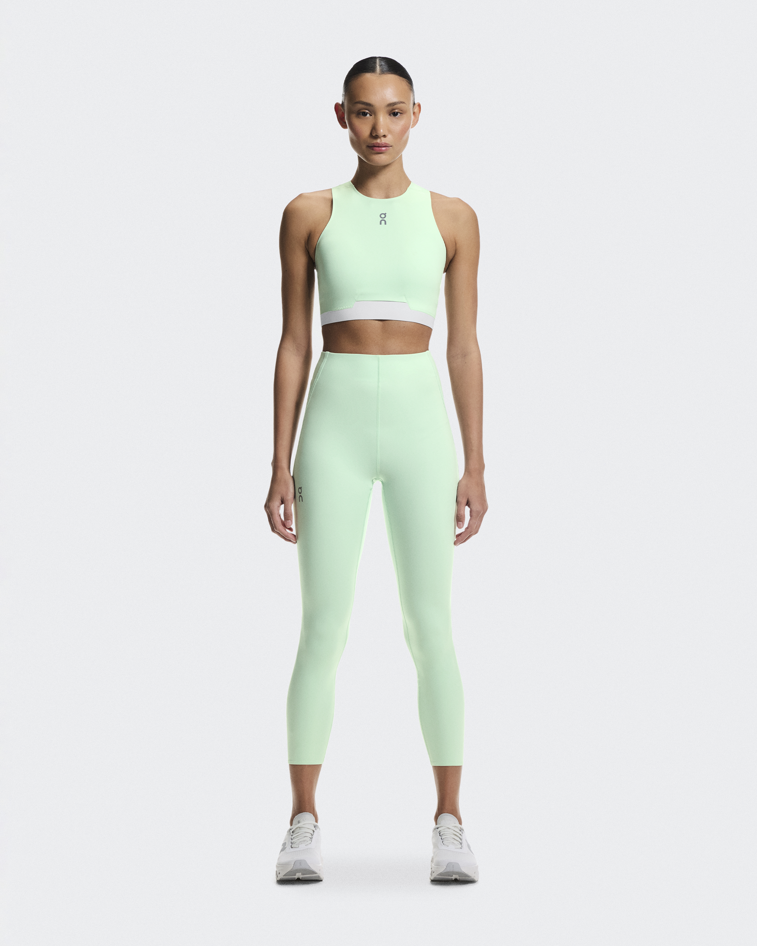 Train 2-in-1 Crop Shirt in Creek