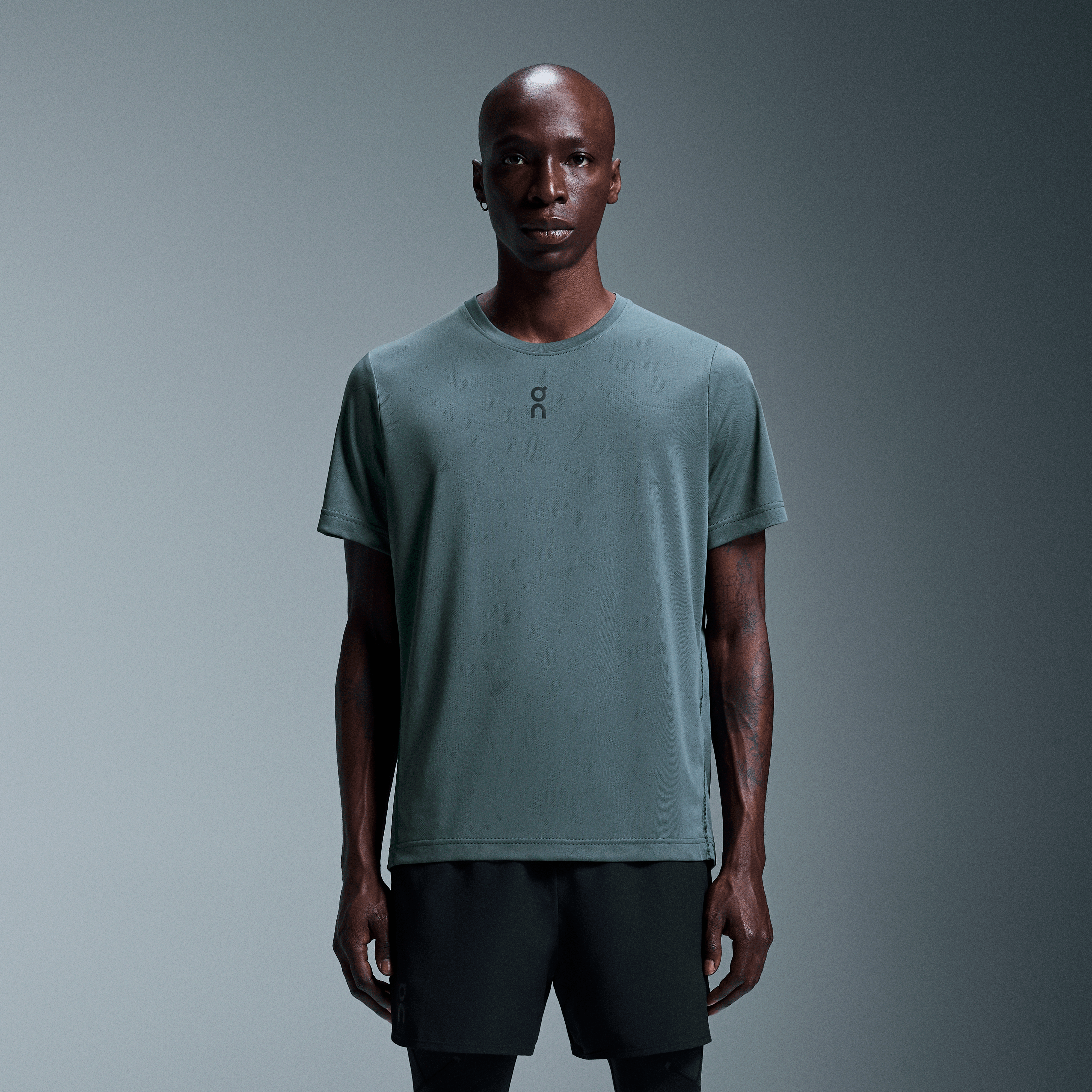 Performance Apparel & Clothing | On Poland