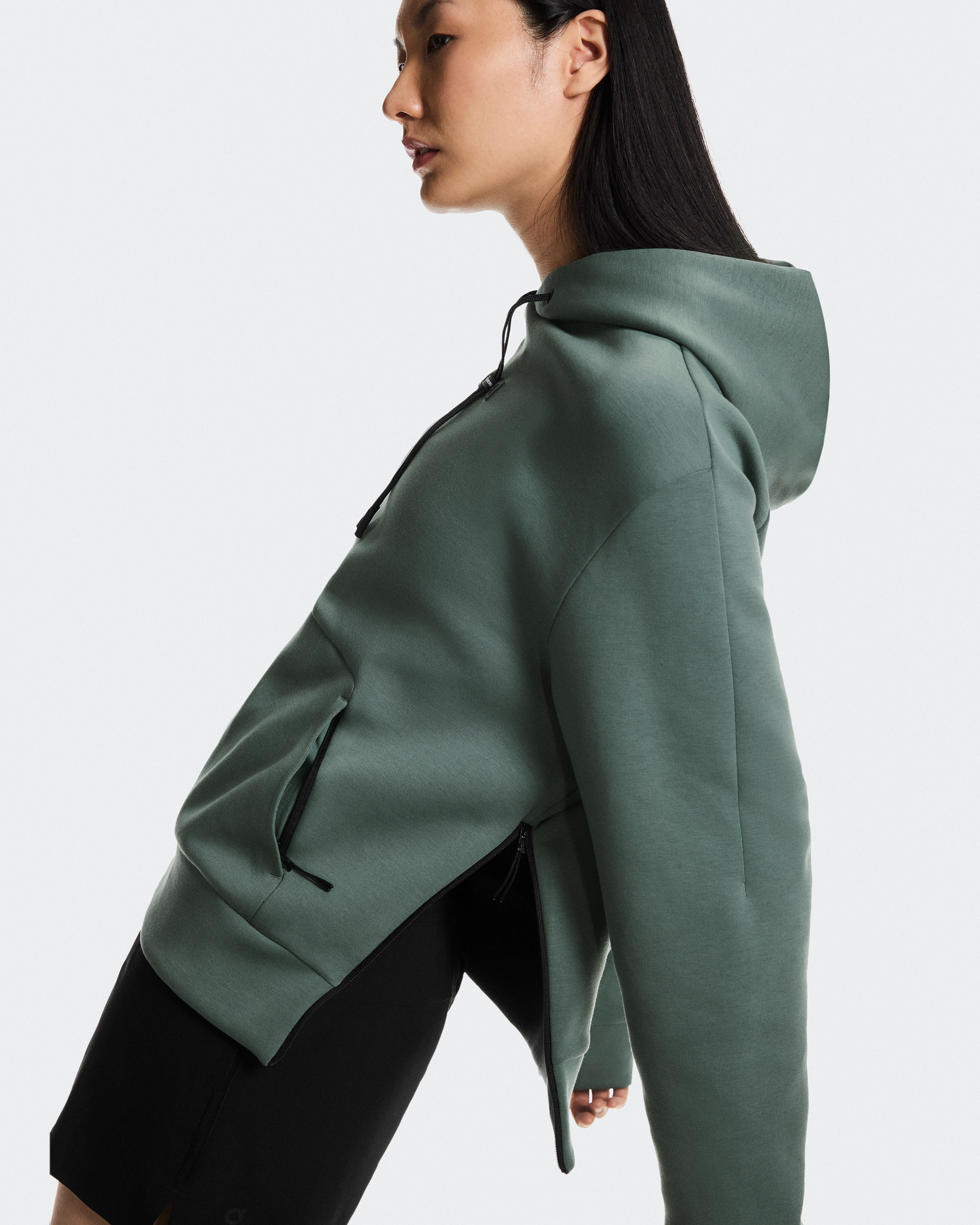 On Focus Tech Hoodie Olive Damen Hoodies & Sweatshirts