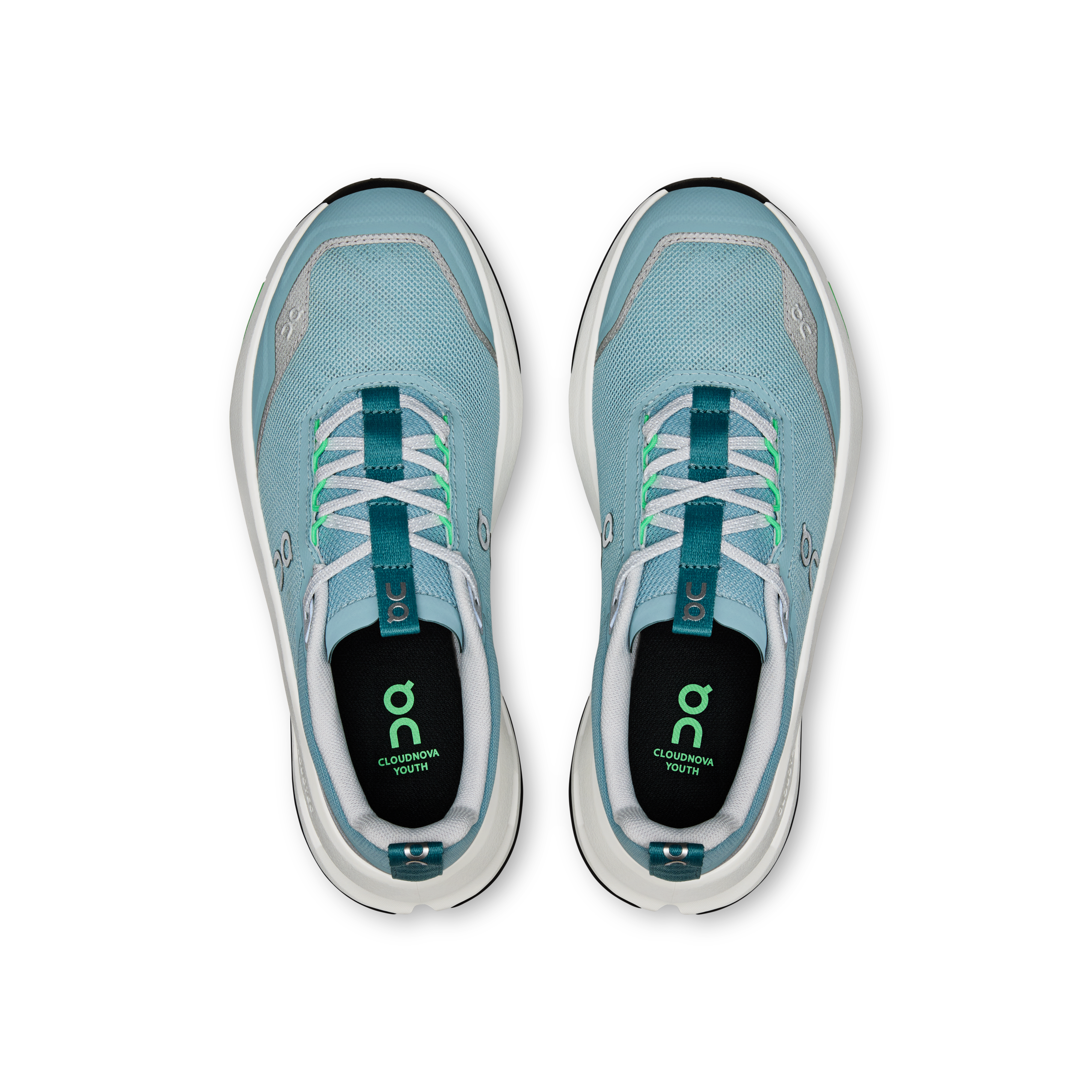 On Cloudnova Youth Wash & White Youth – Multi-purpose, 8-12 year olds, all-day comfort Shoes