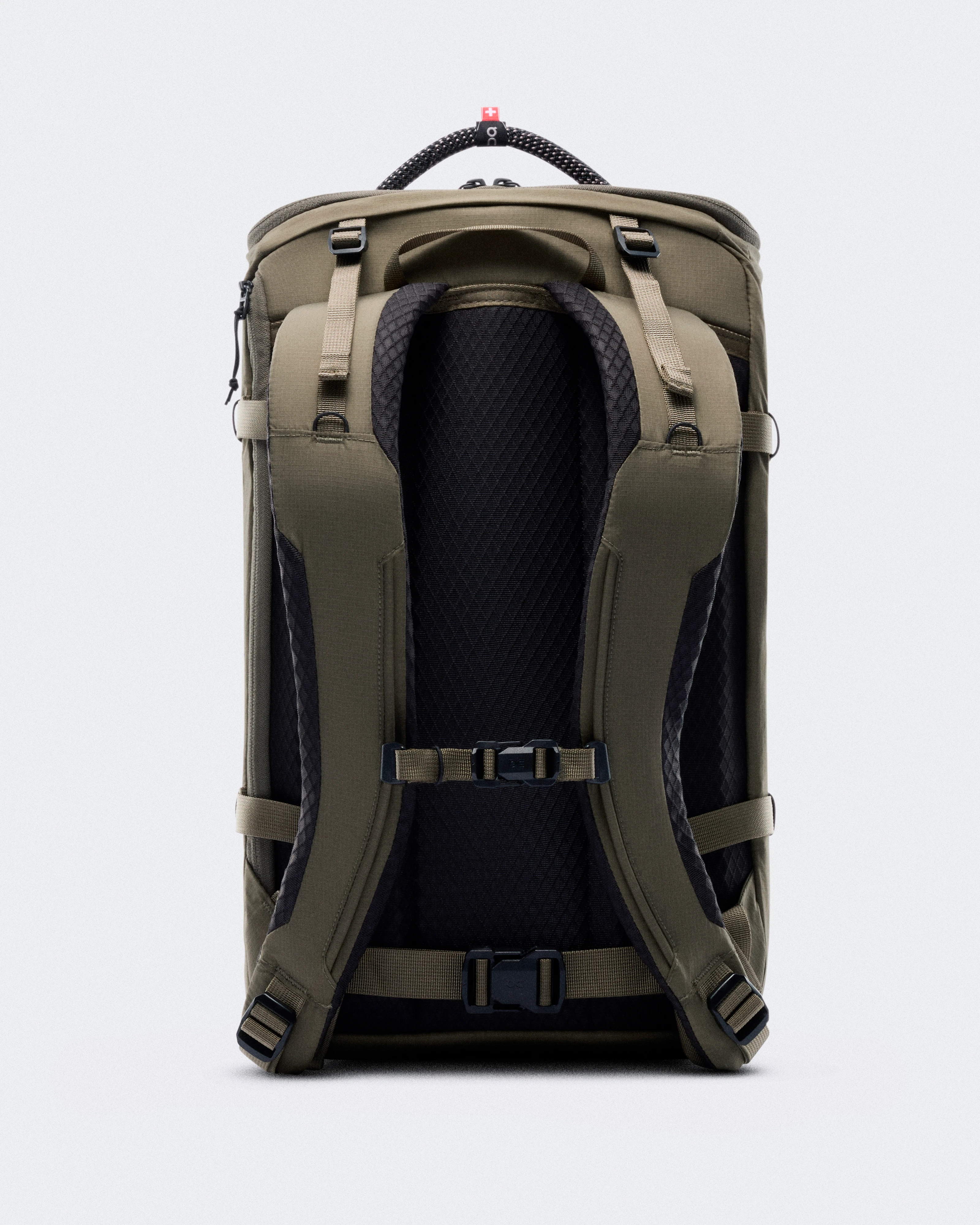 On Speed Pack 30L Olive & Black Unisex – Commuting, gym, optimized storage Bags