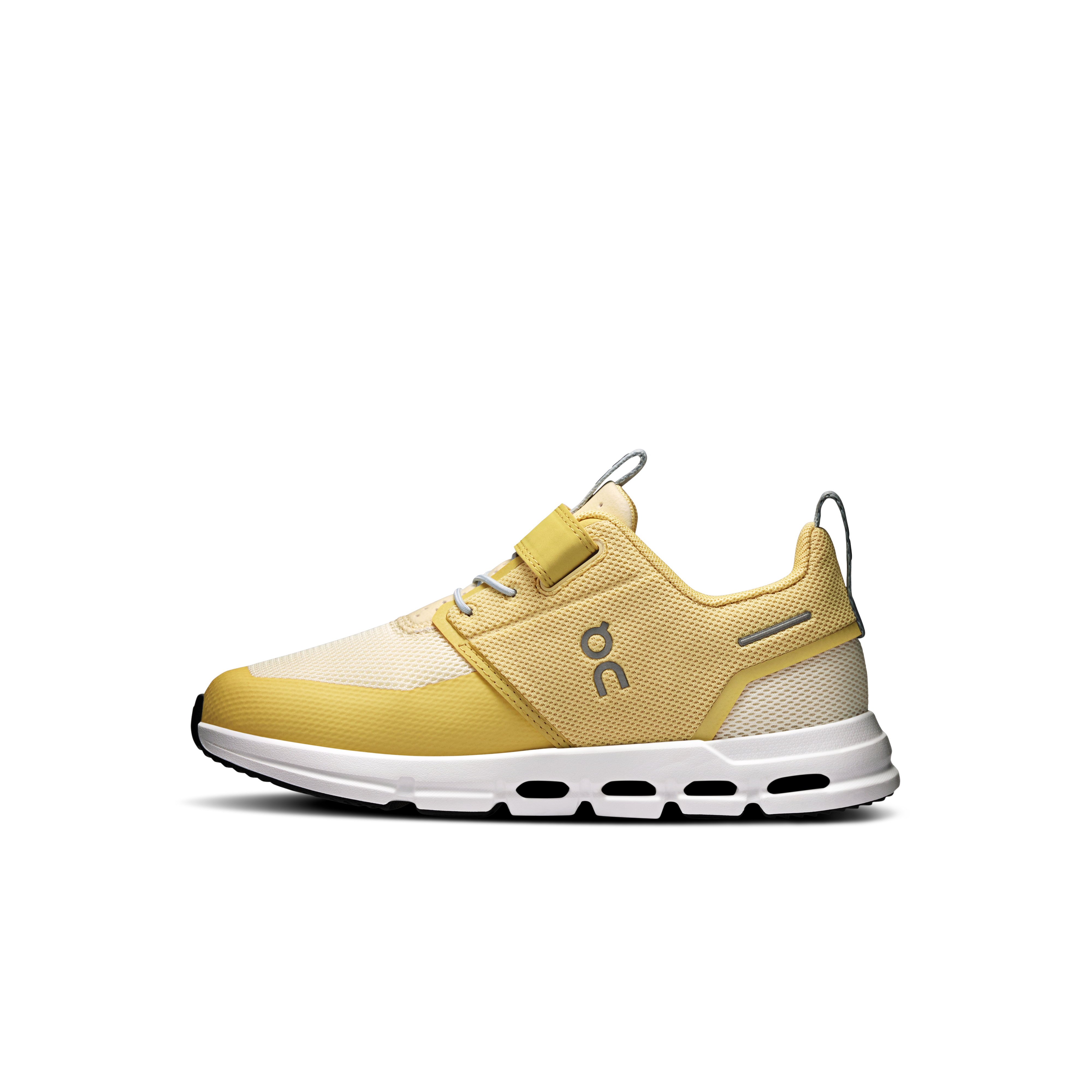 On Cloud Play Citrine & White Kids Active life Shoes